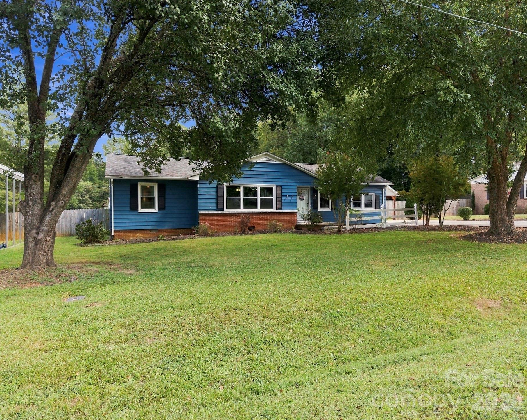 235 Linda Street Property Photo 1