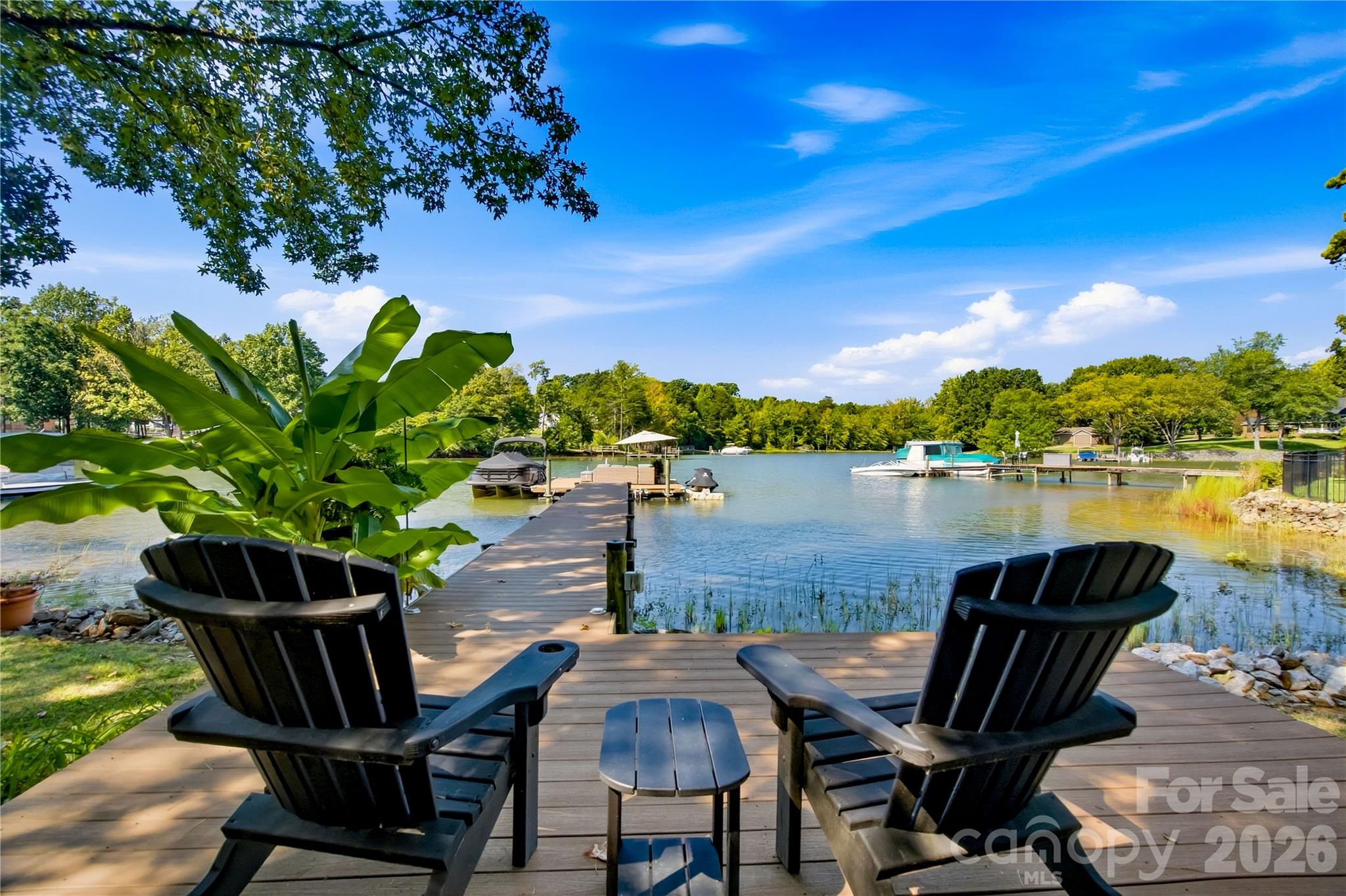 8172 Malibu Pointe Lane Property Photo 1