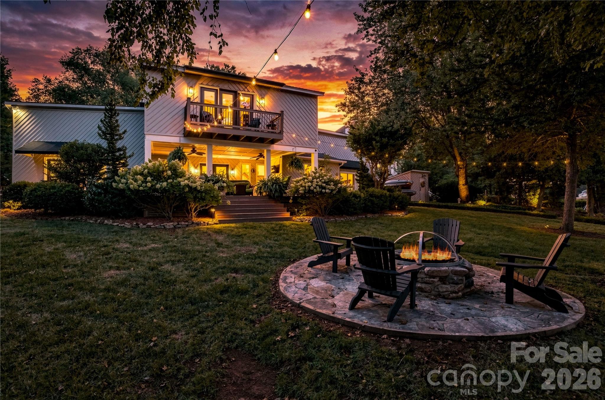 8172 Malibu Pointe Lane Property Photo 6