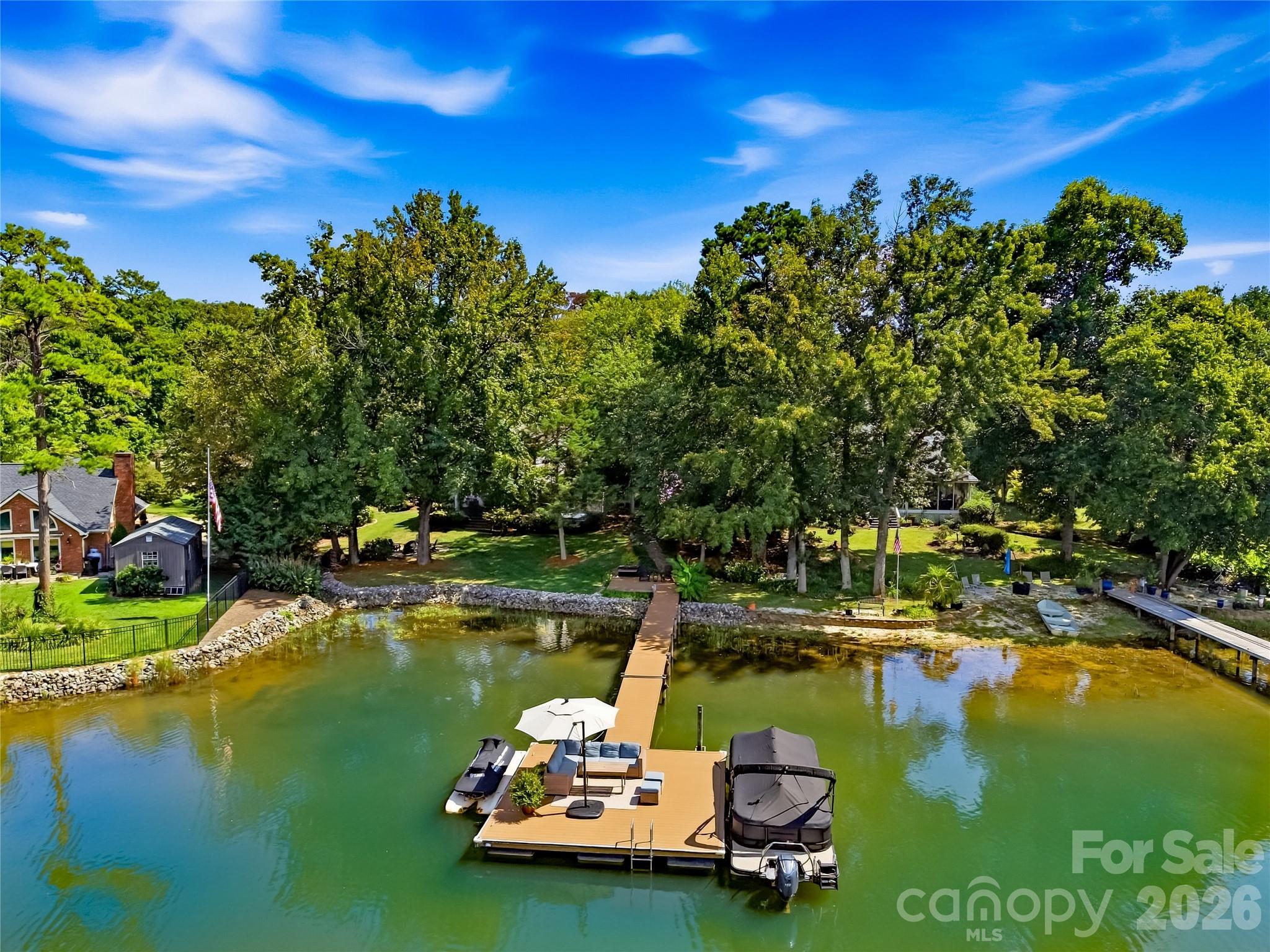 8172 Malibu Pointe Lane Property Photo 10