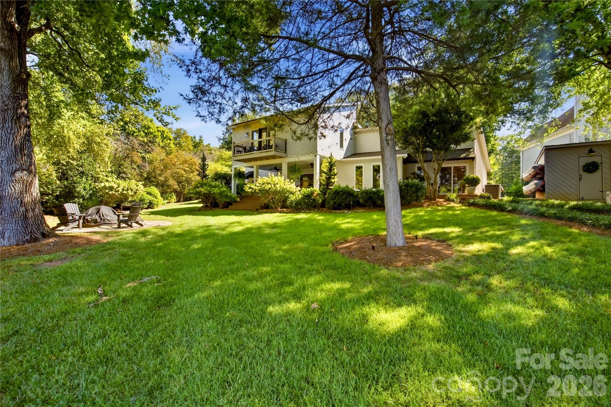 8172 Malibu Pointe Lane Property Photo 11