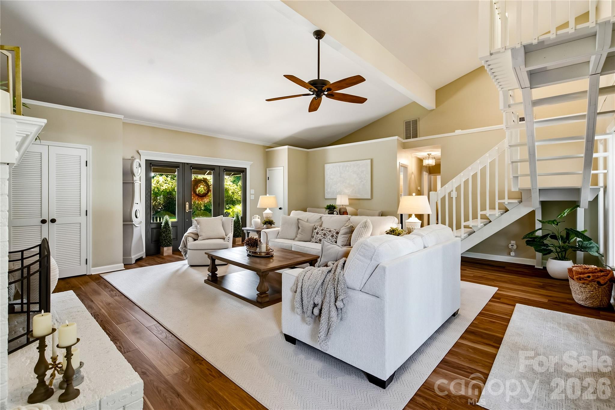 8172 Malibu Pointe Lane Property Photo 14