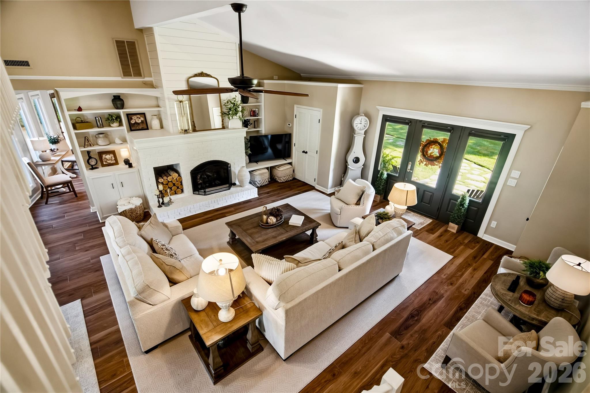 8172 Malibu Pointe Lane Property Photo 16