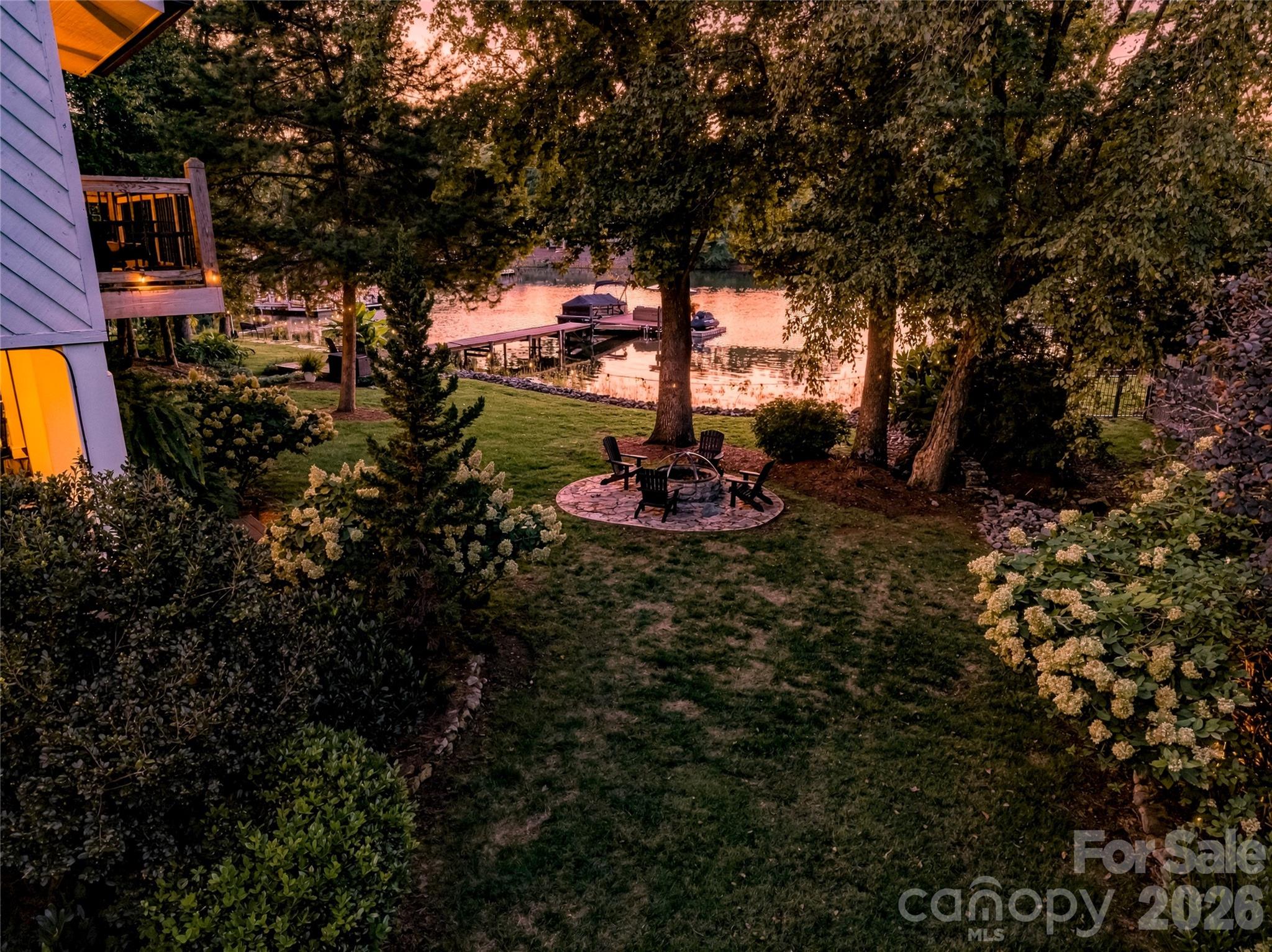 8172 Malibu Pointe Lane Property Photo 42