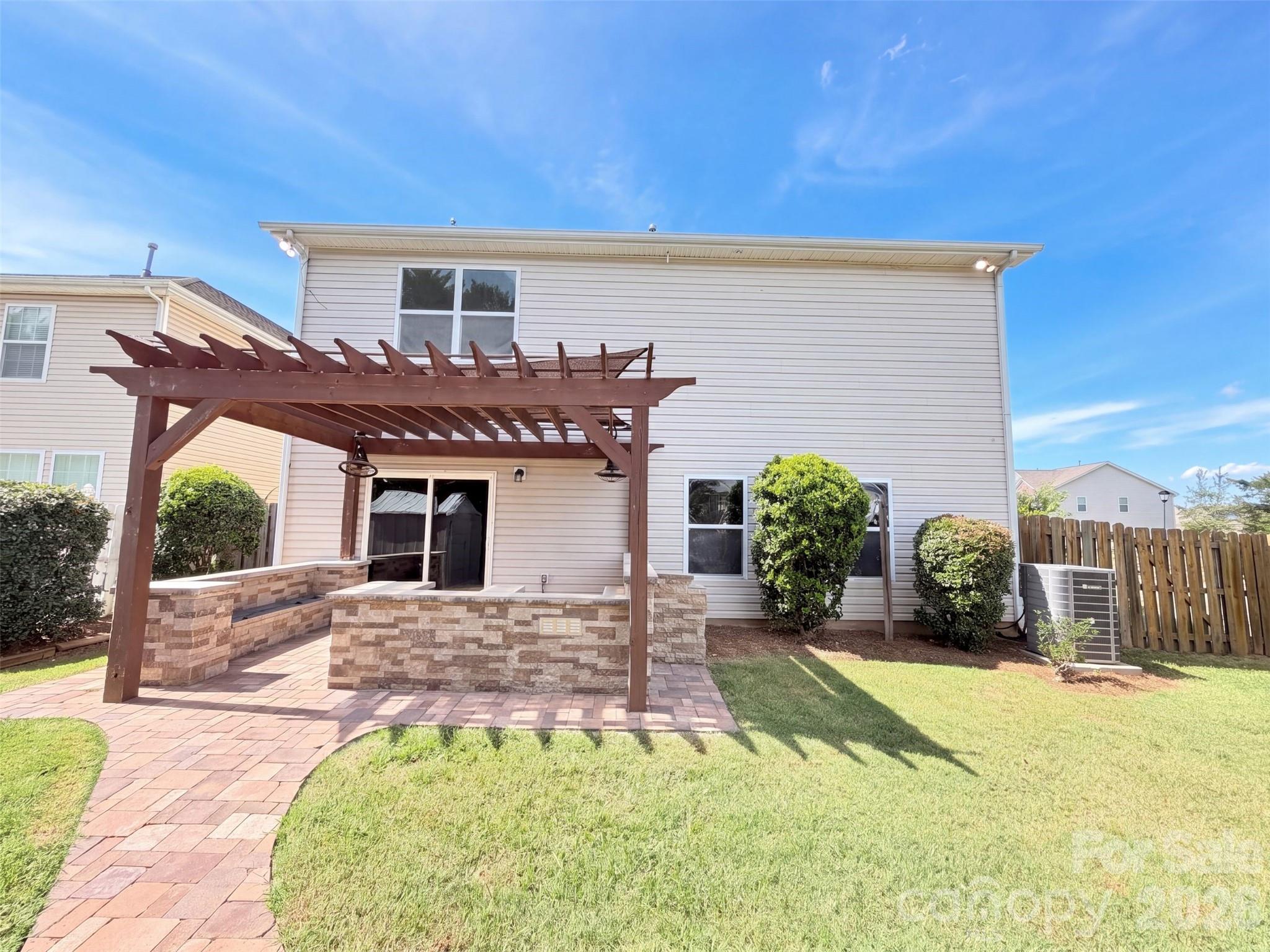 14903 Superior Street Property Photo 22