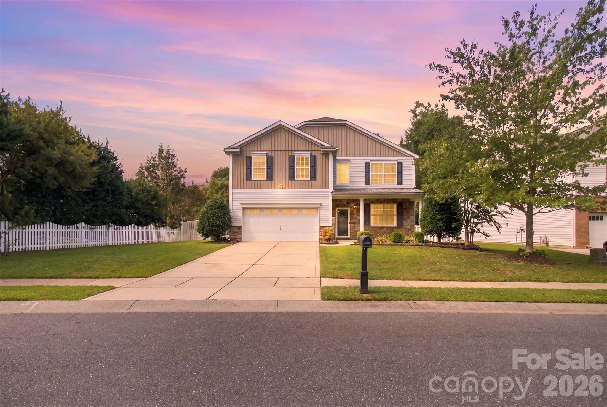 1119 Spicewood Pines Road Property Photo 1