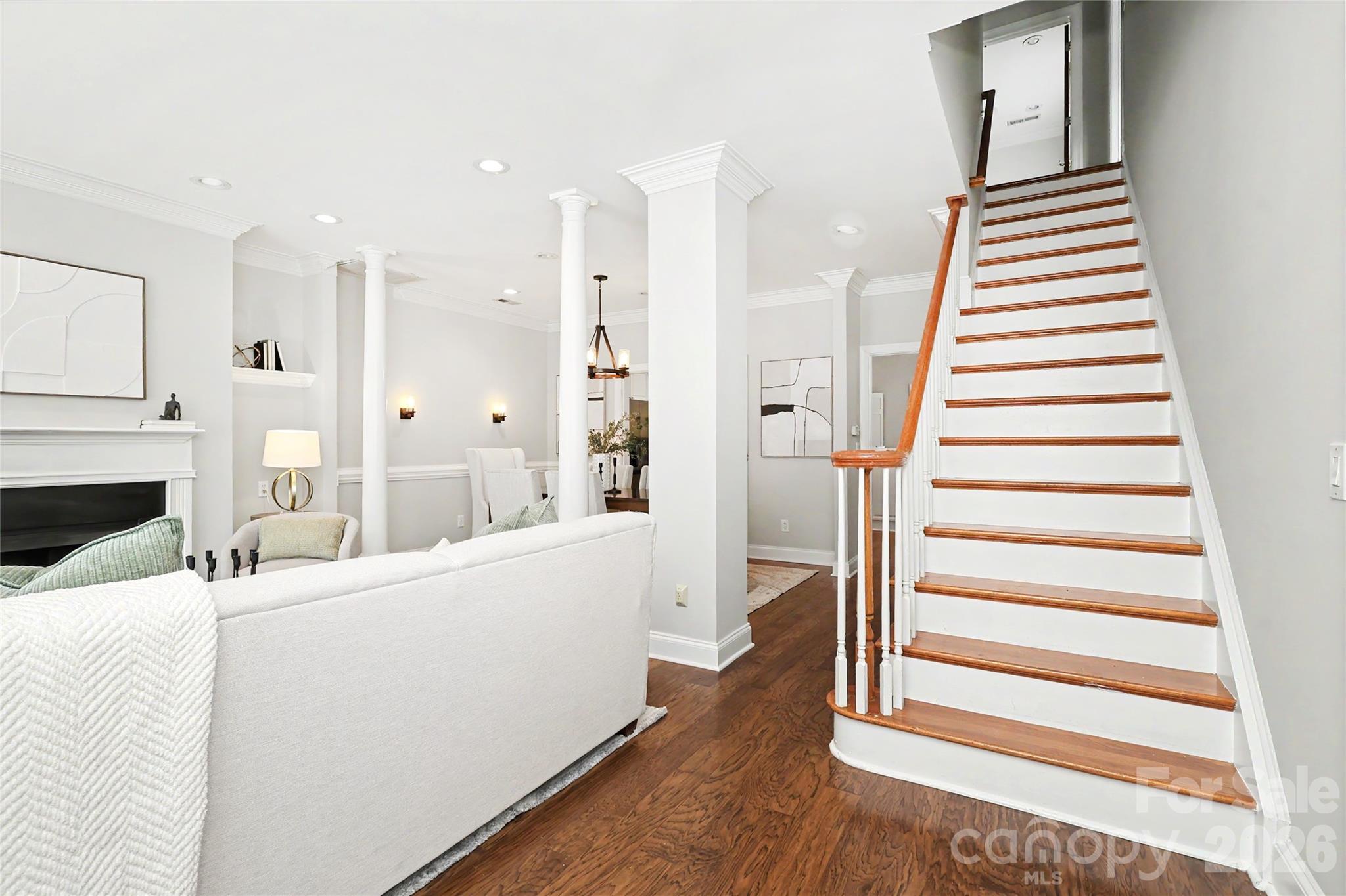9150 Bonnie Briar Circle Property Photo 5