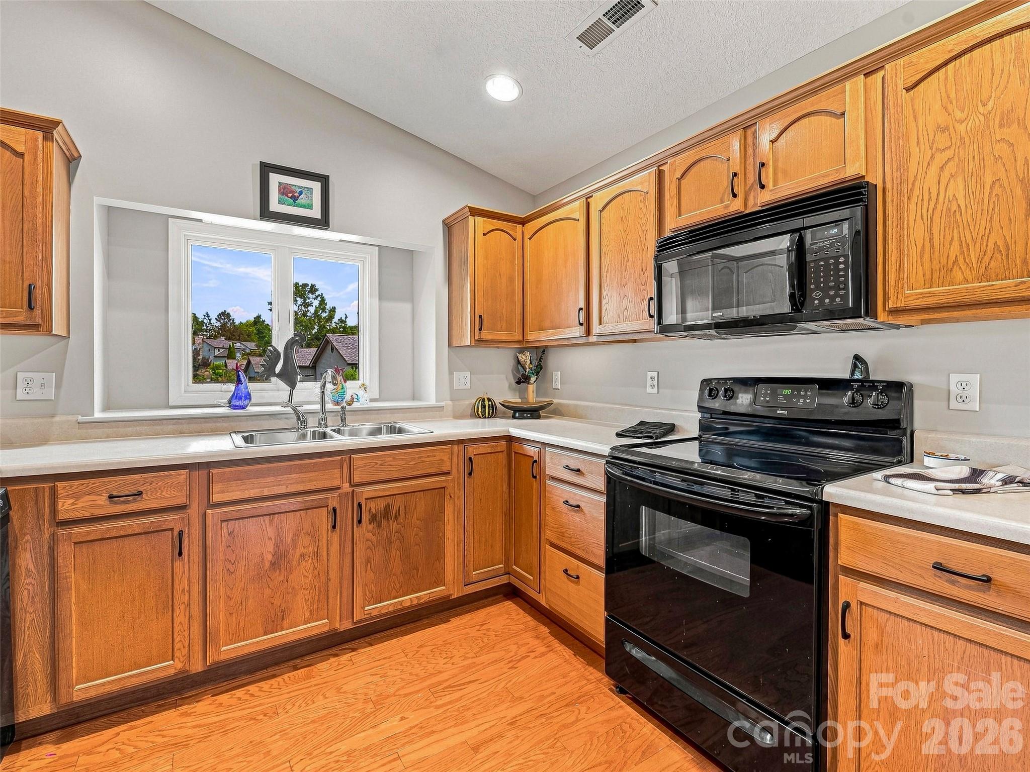 403 Kyfields Drive Property Photo 16