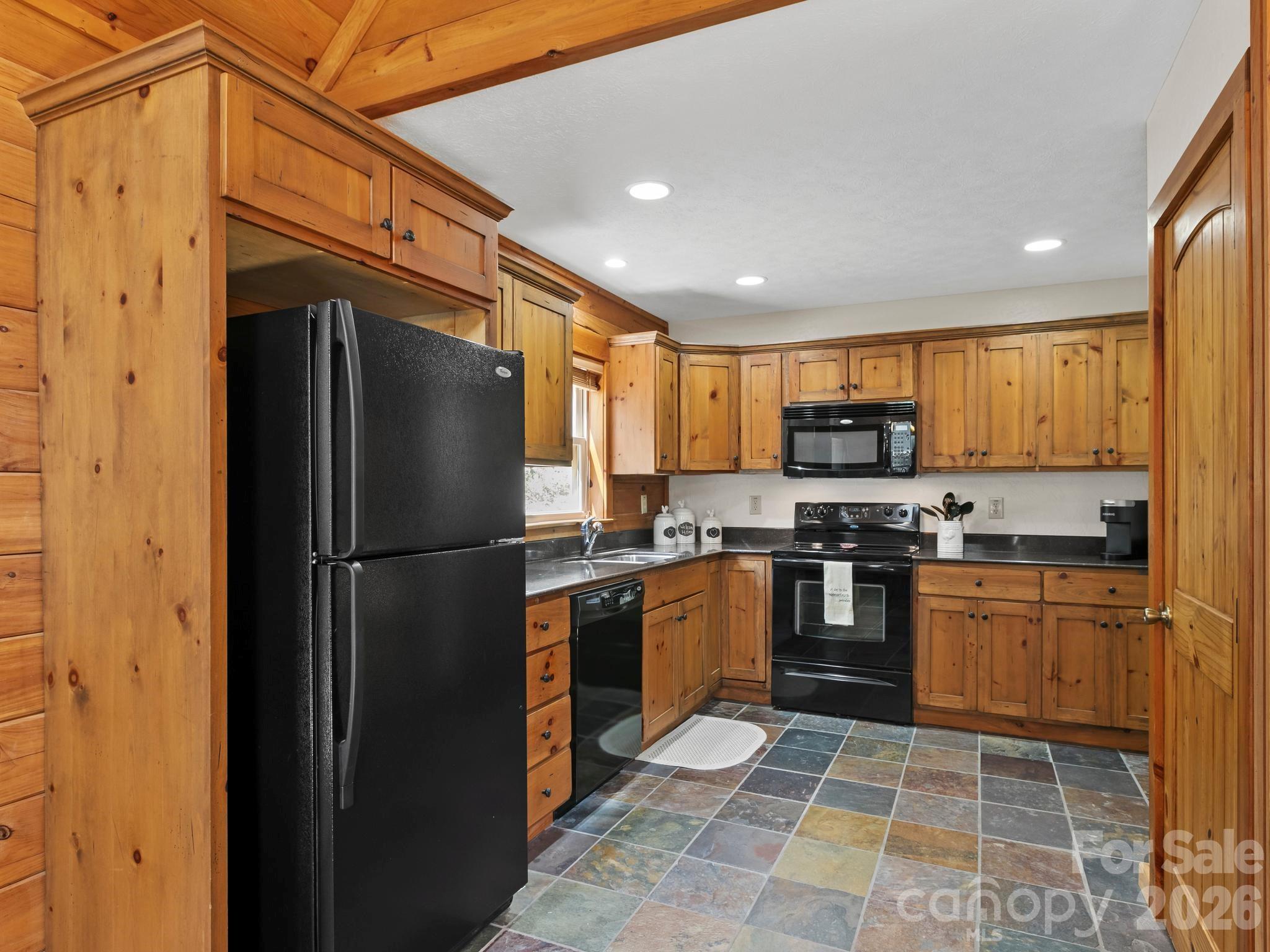 72 Cottontail Trail Property Photo 13