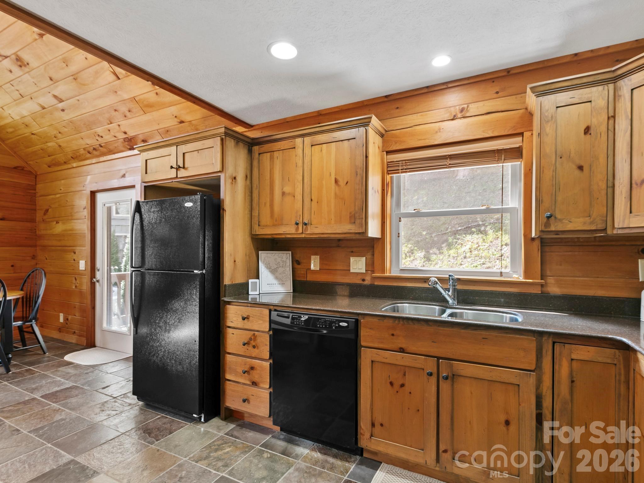 72 Cottontail Trail Property Photo 15