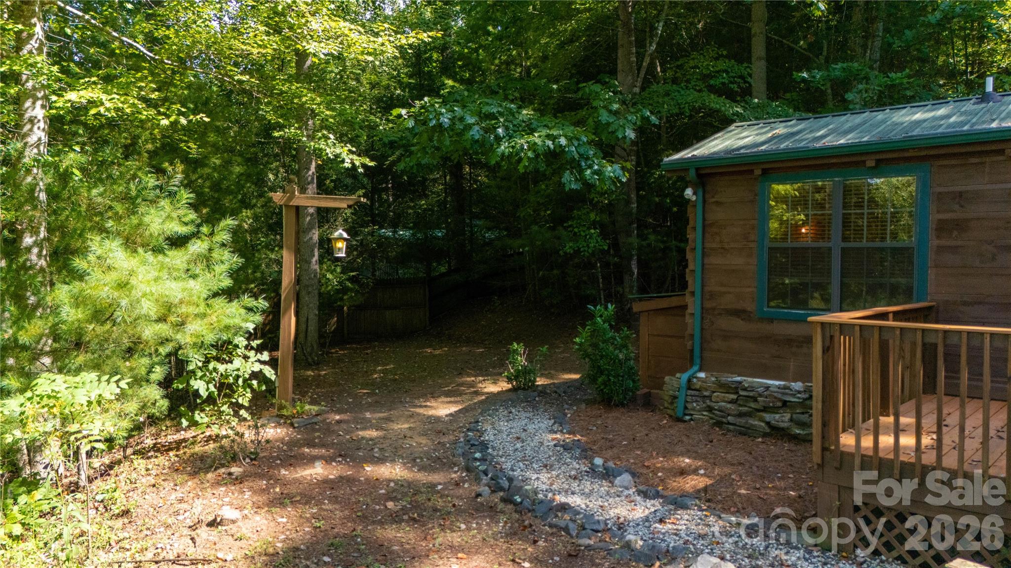 319 Dancing Leaf Lane Property Photo 9