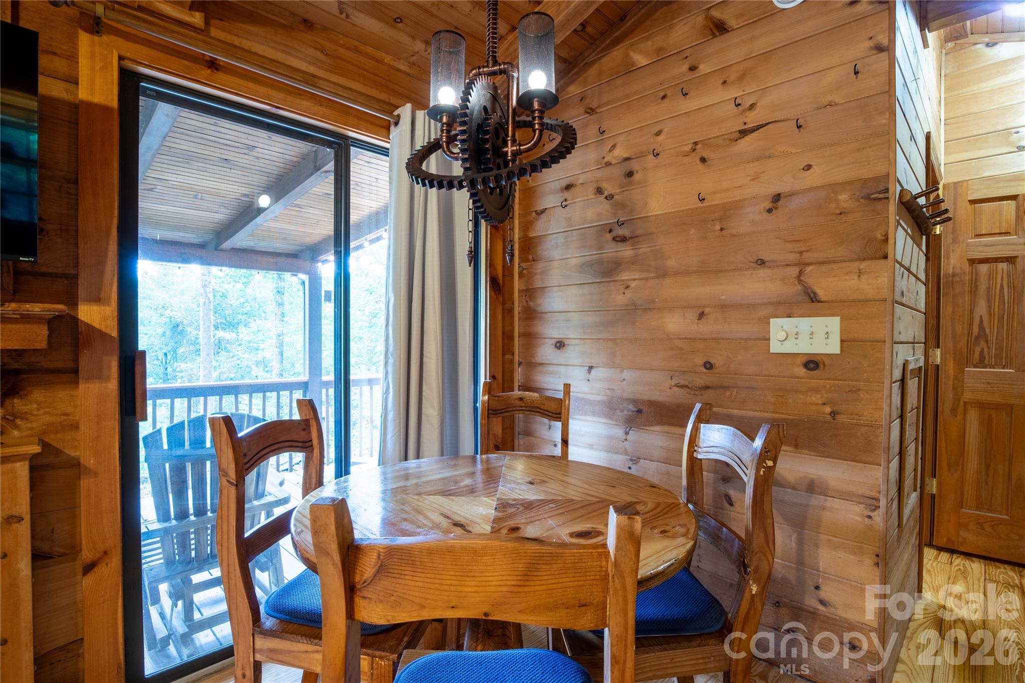 319 Dancing Leaf Lane Property Photo 20