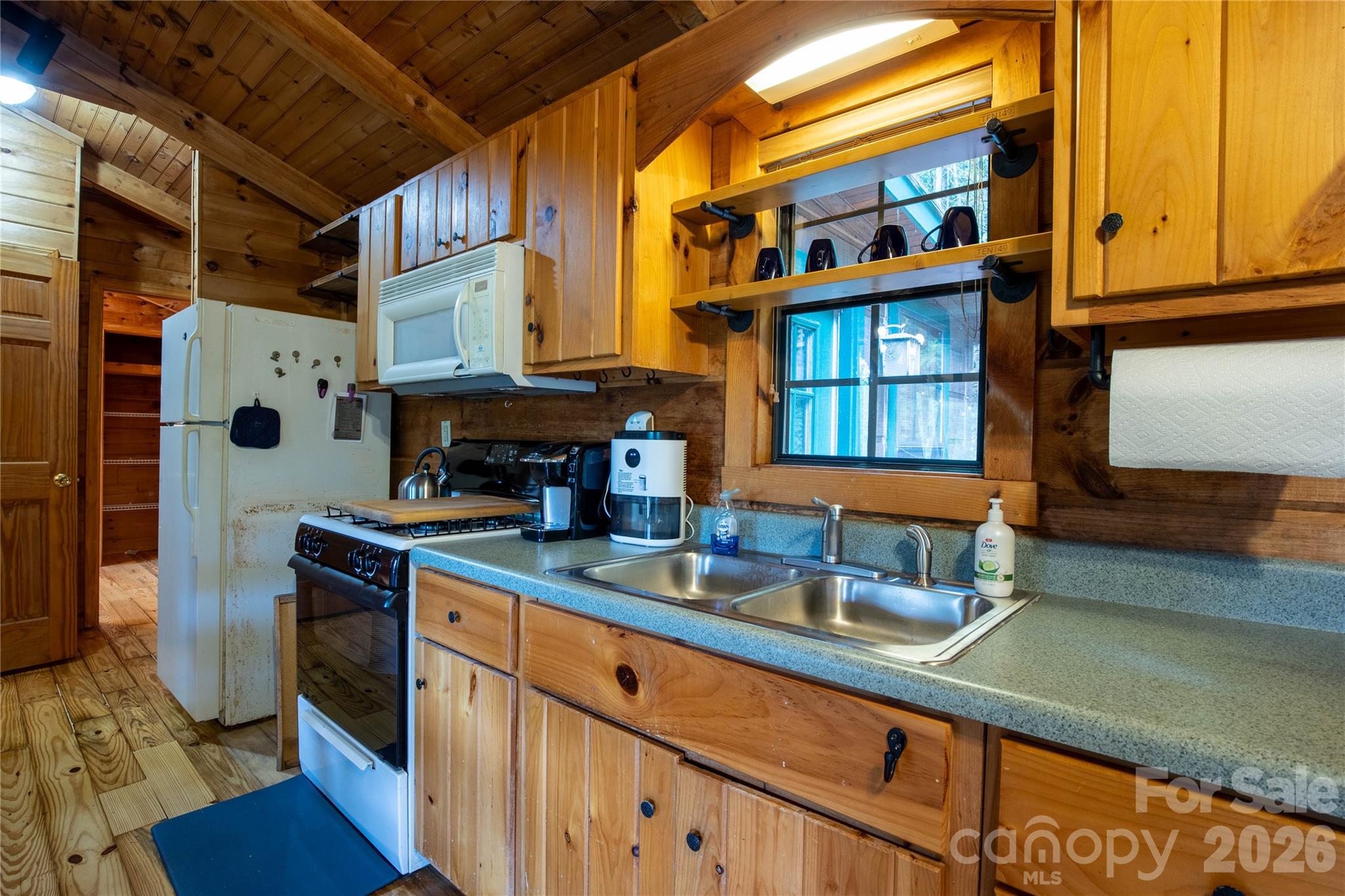 319 Dancing Leaf Lane Property Photo 21