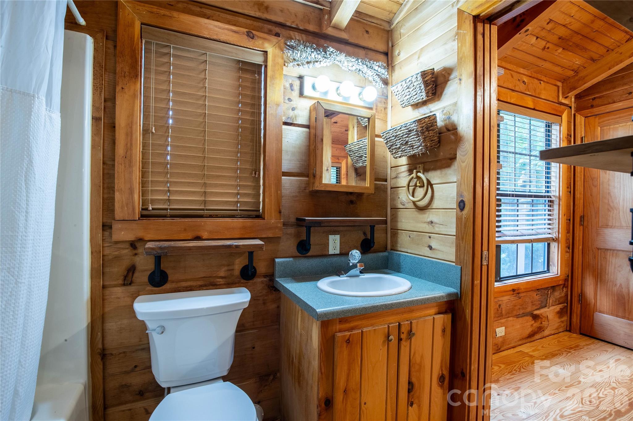 319 Dancing Leaf Lane Property Photo 23