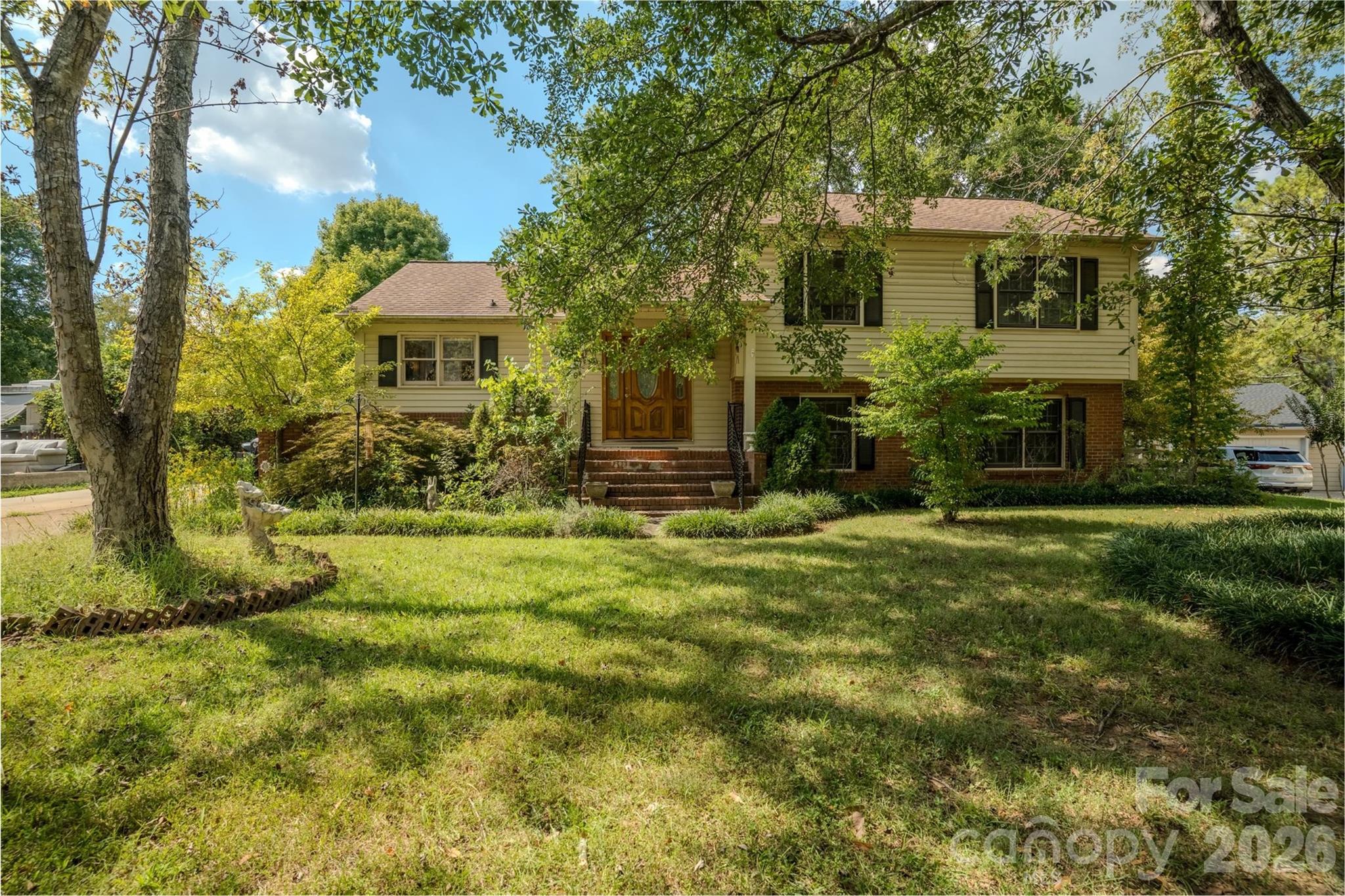 6516 Brynwood Drive Property Photo 1