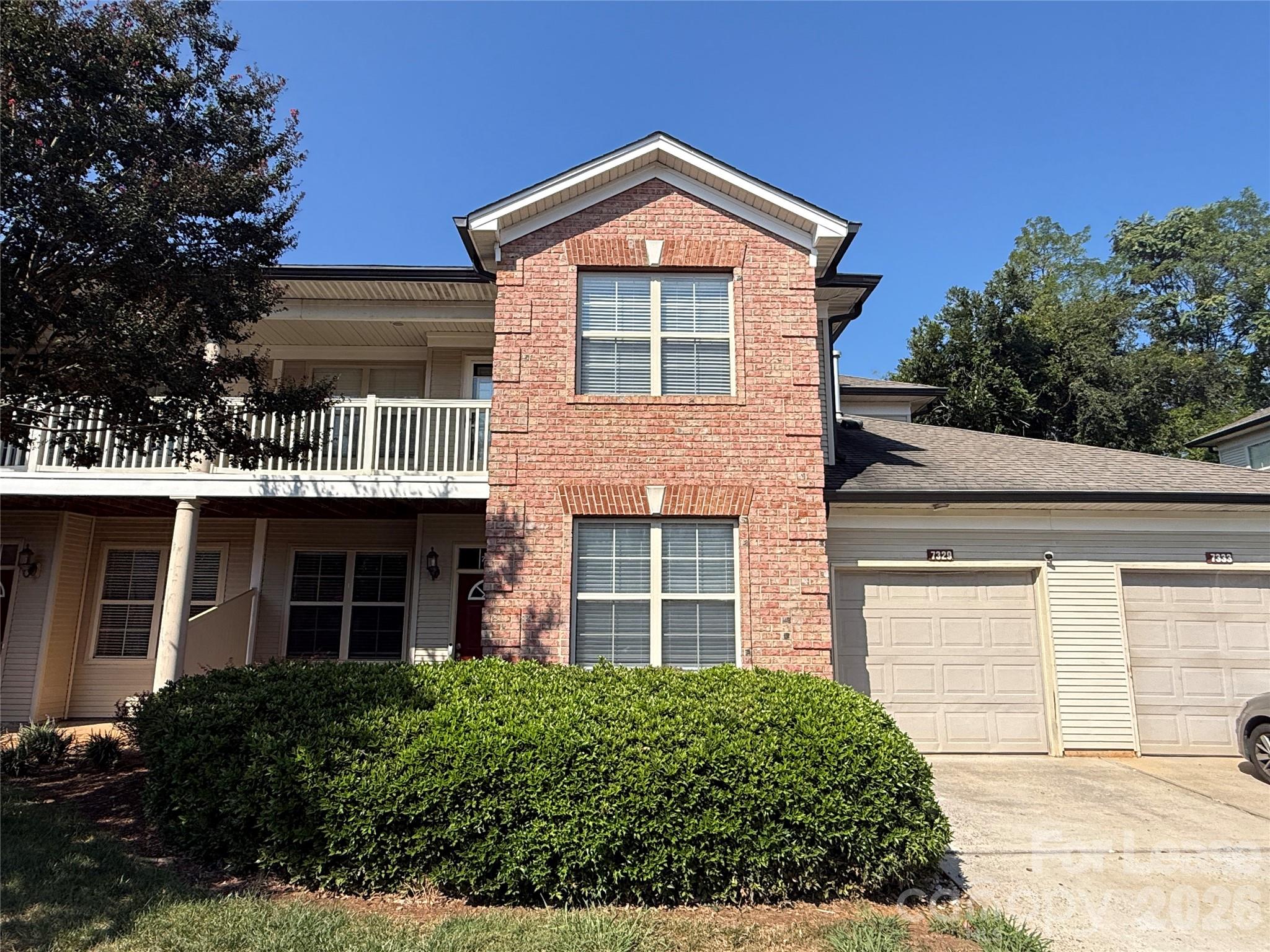 7333 Michaels Landing Drive Property Photo 1