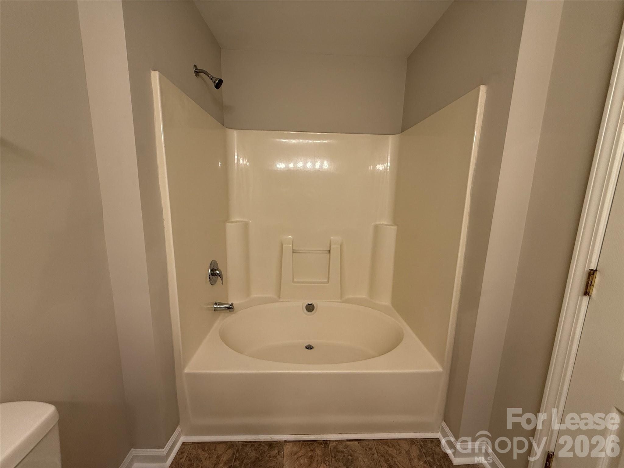 7333 Michaels Landing Drive Property Photo 14