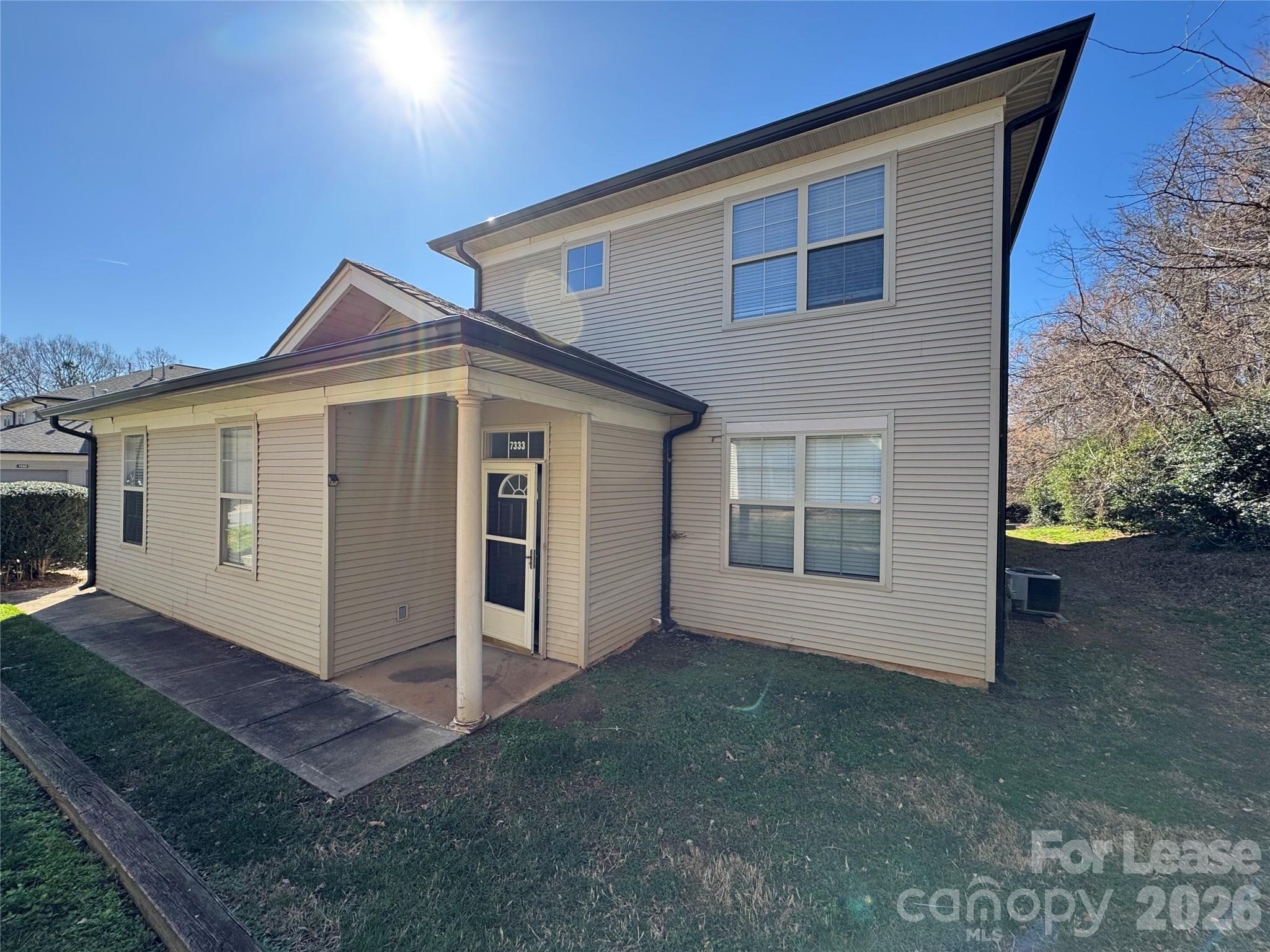 7333 Michaels Landing Drive Property Photo 17