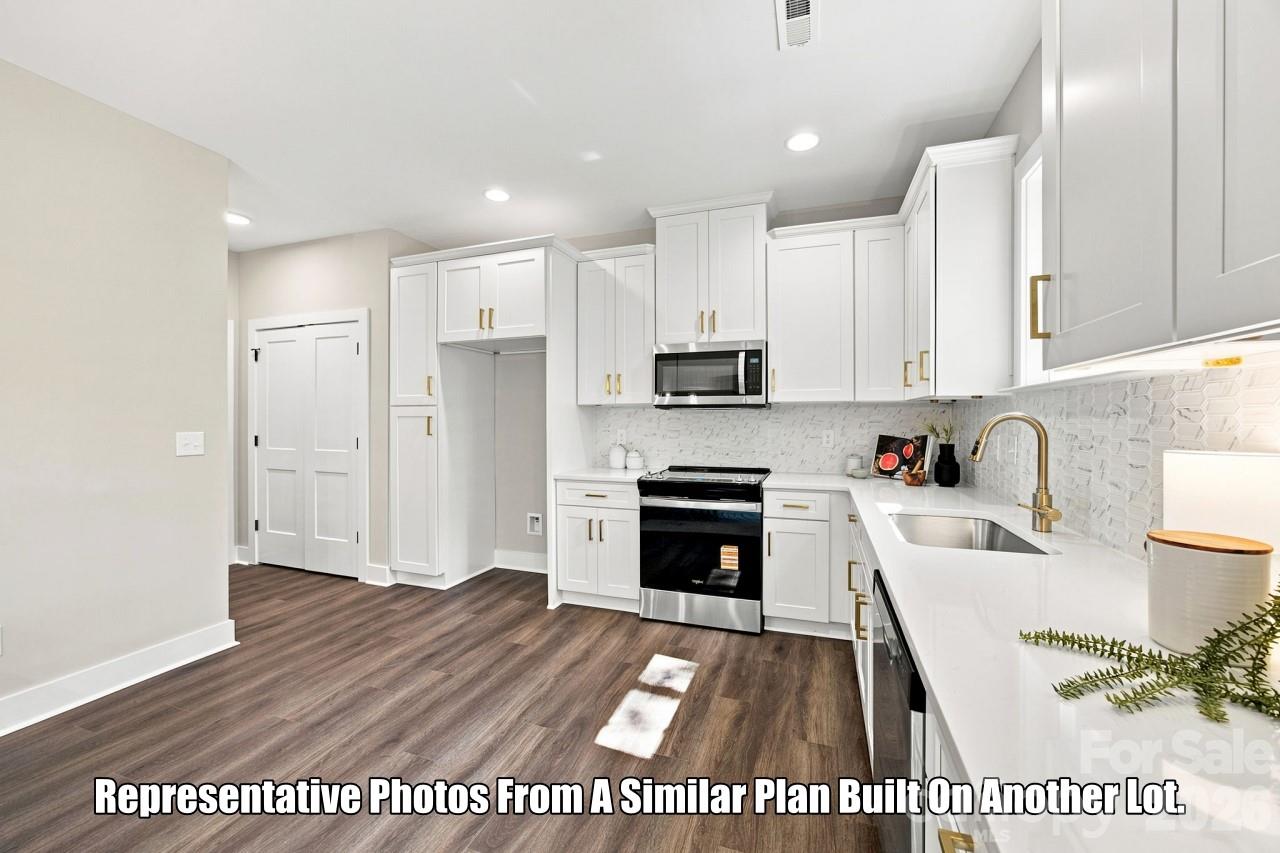 2213 W Seventh Avenue Property Photo 8