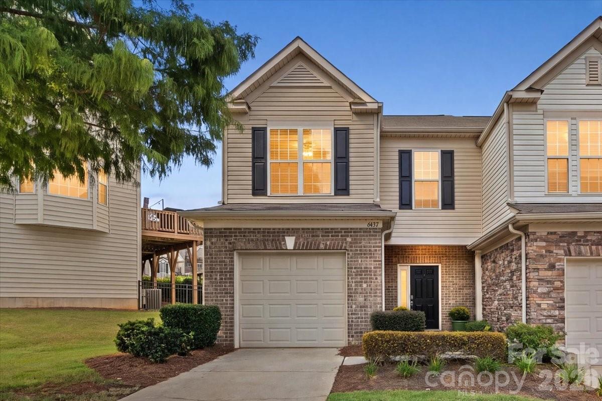 6437 Silver Star Lane Property Photo 1