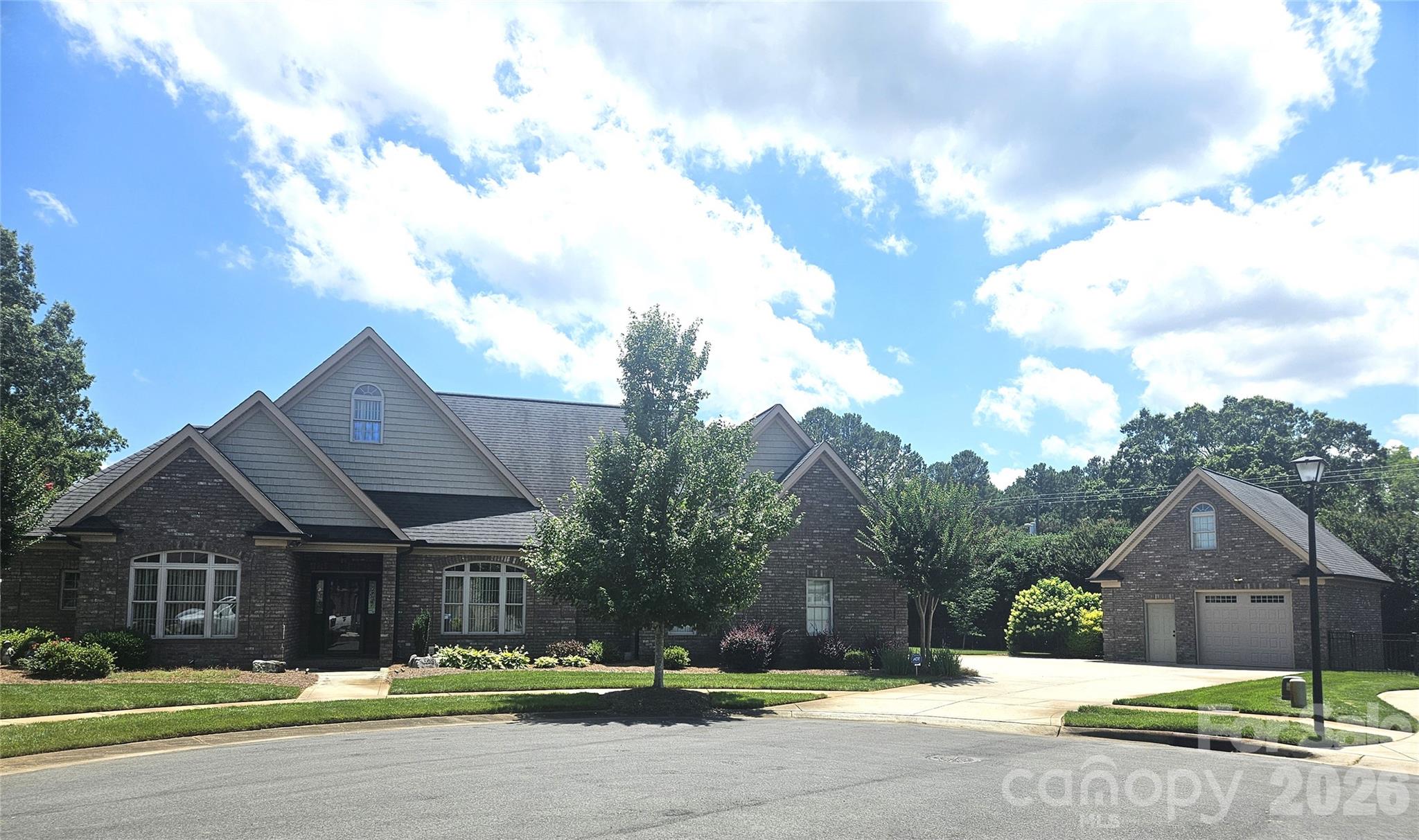 323 Wendover Drive Property Photo 2