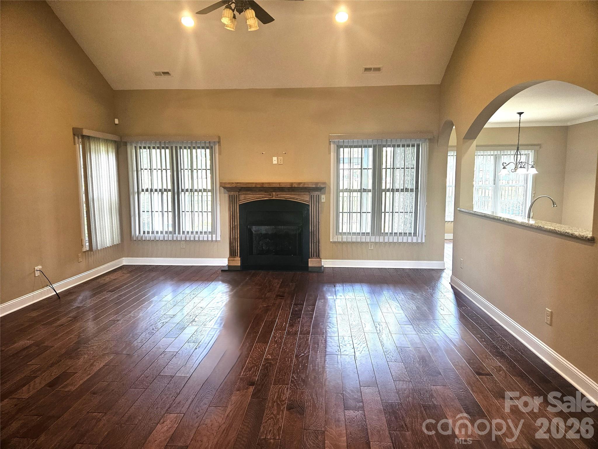323 Wendover Drive Property Photo 4