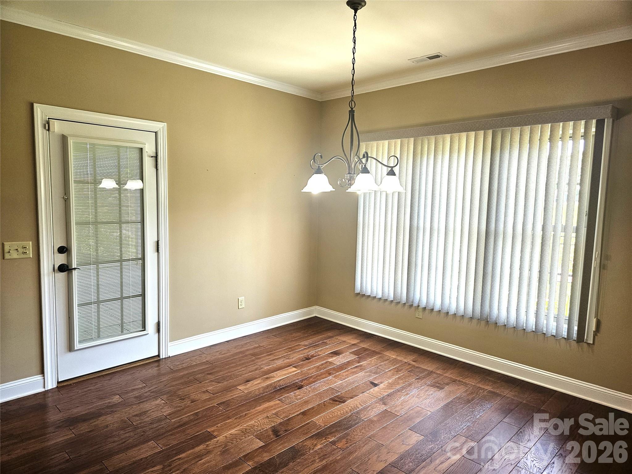 323 Wendover Drive Property Photo 14