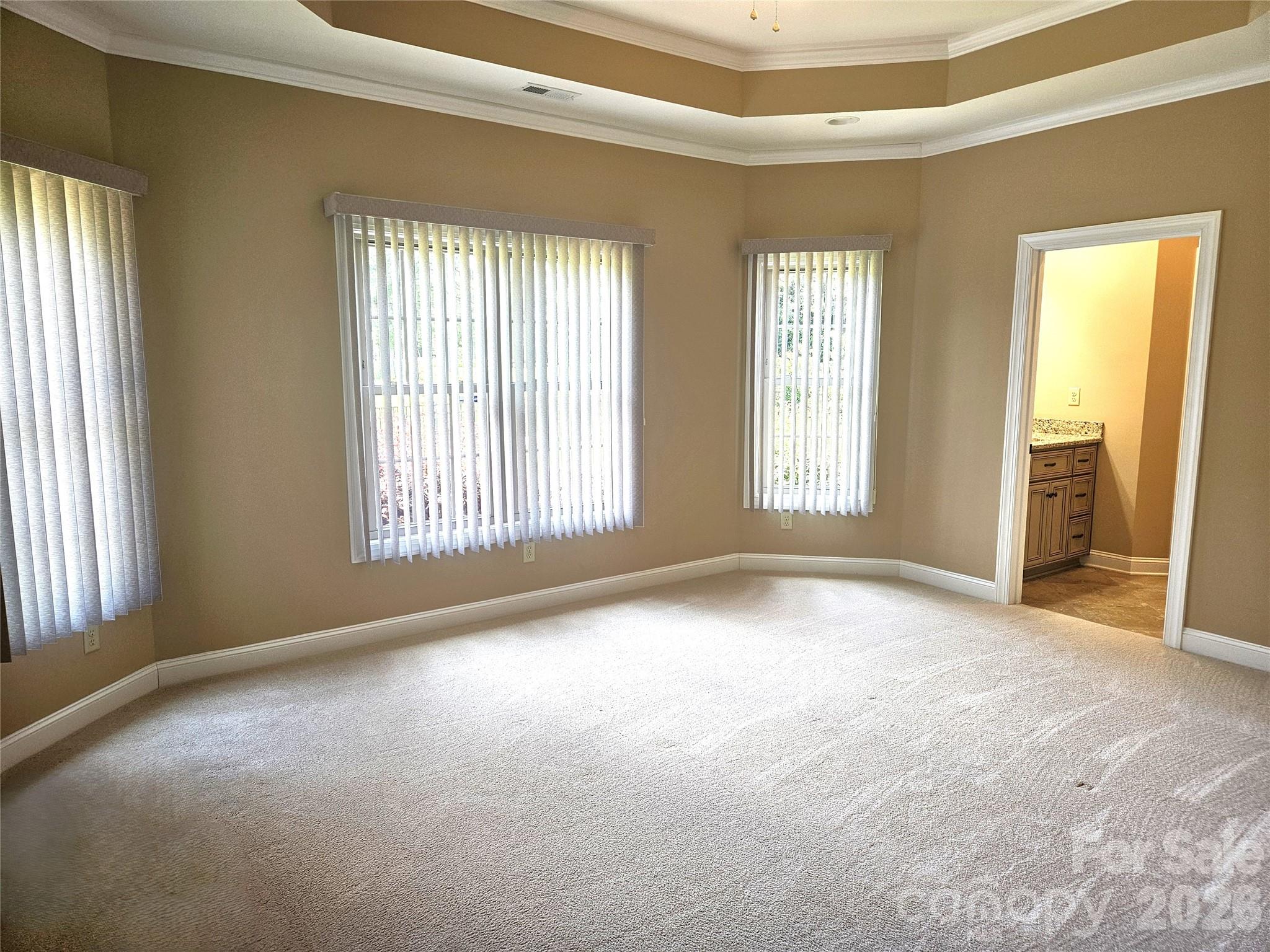 323 Wendover Drive Property Photo 15