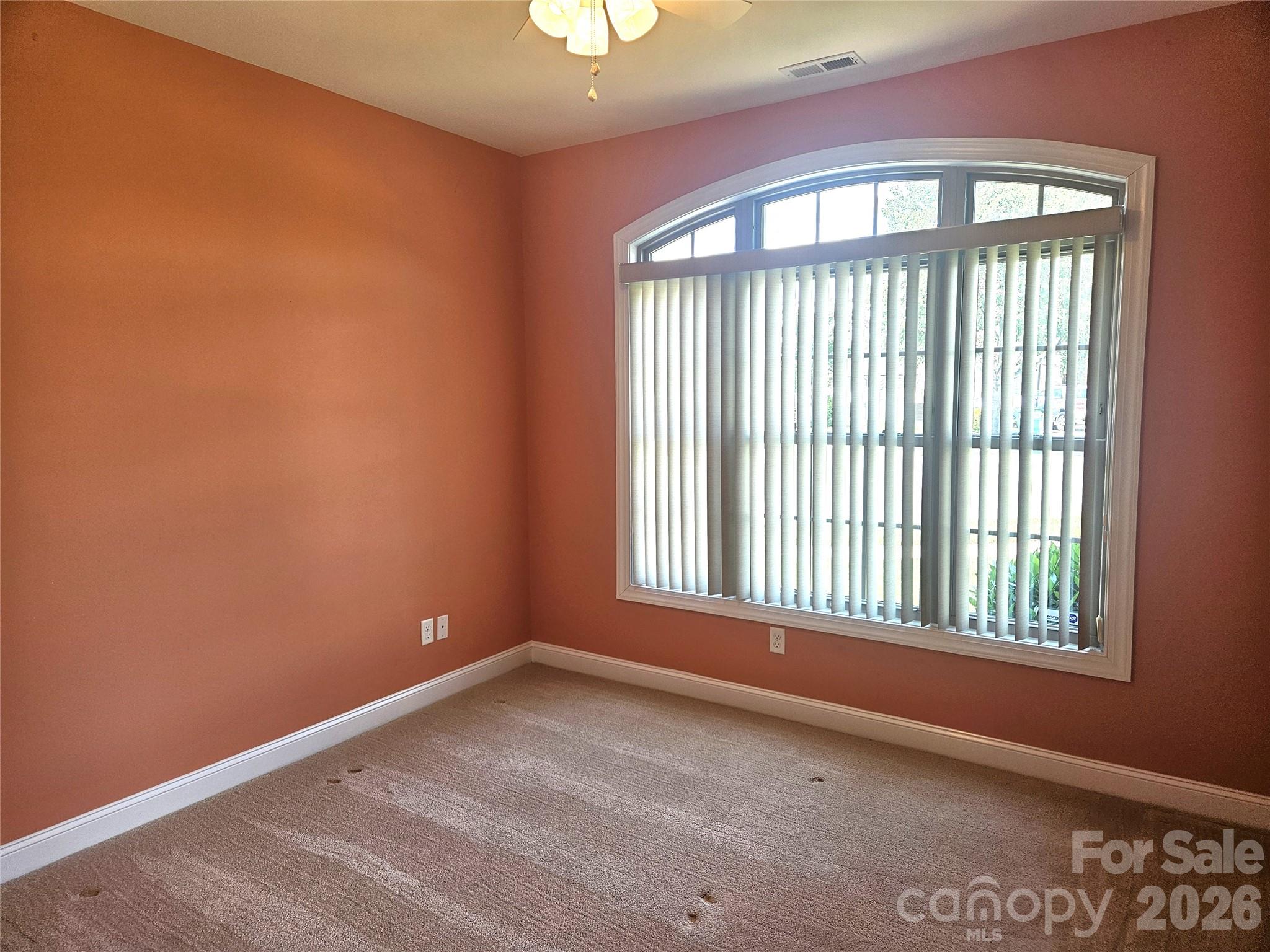 323 Wendover Drive Property Photo 25