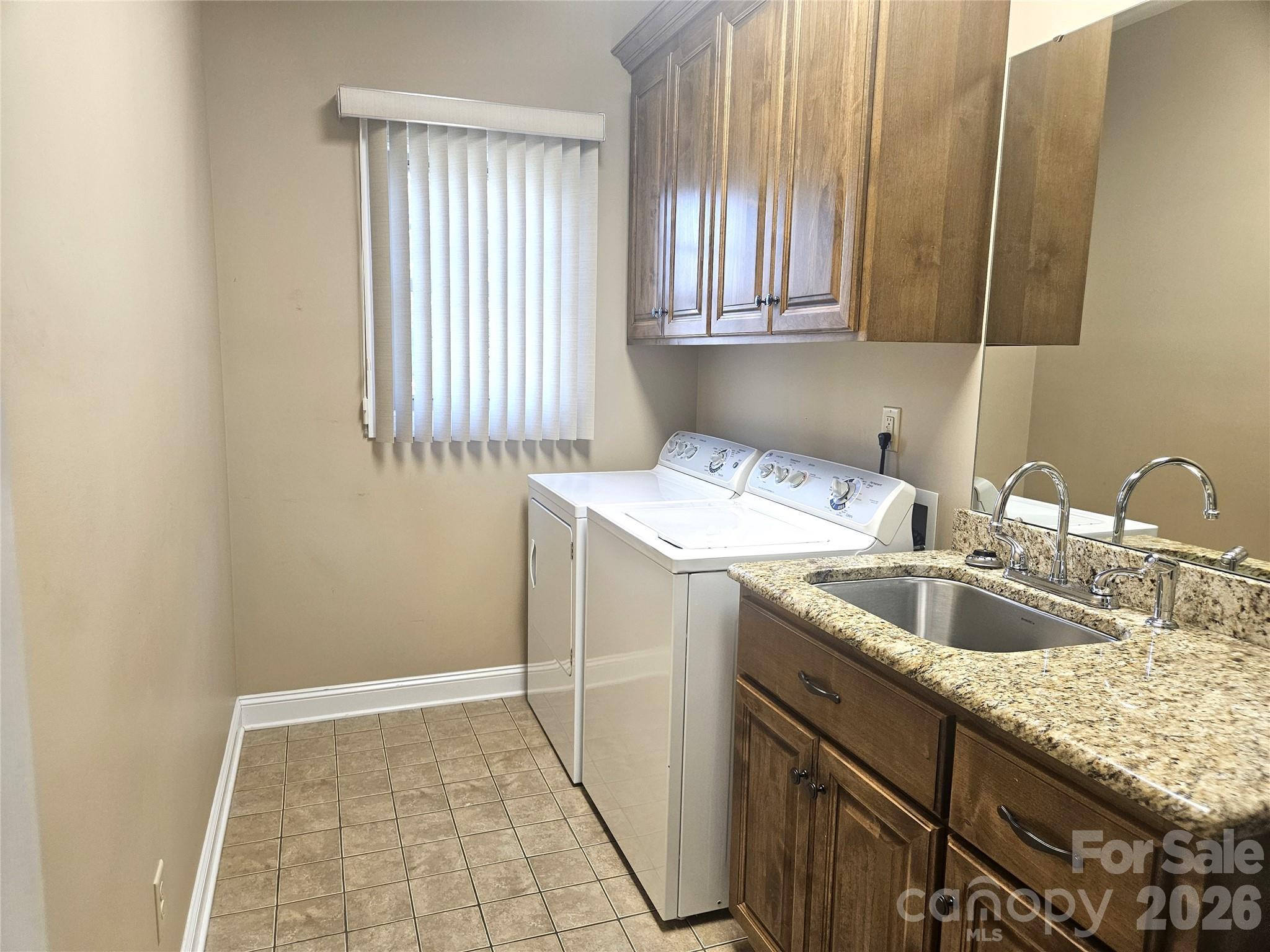 323 Wendover Drive Property Photo 27