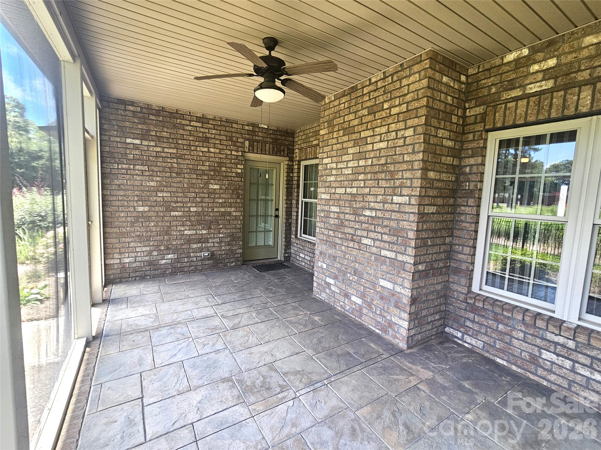 323 Wendover Drive Property Photo 38