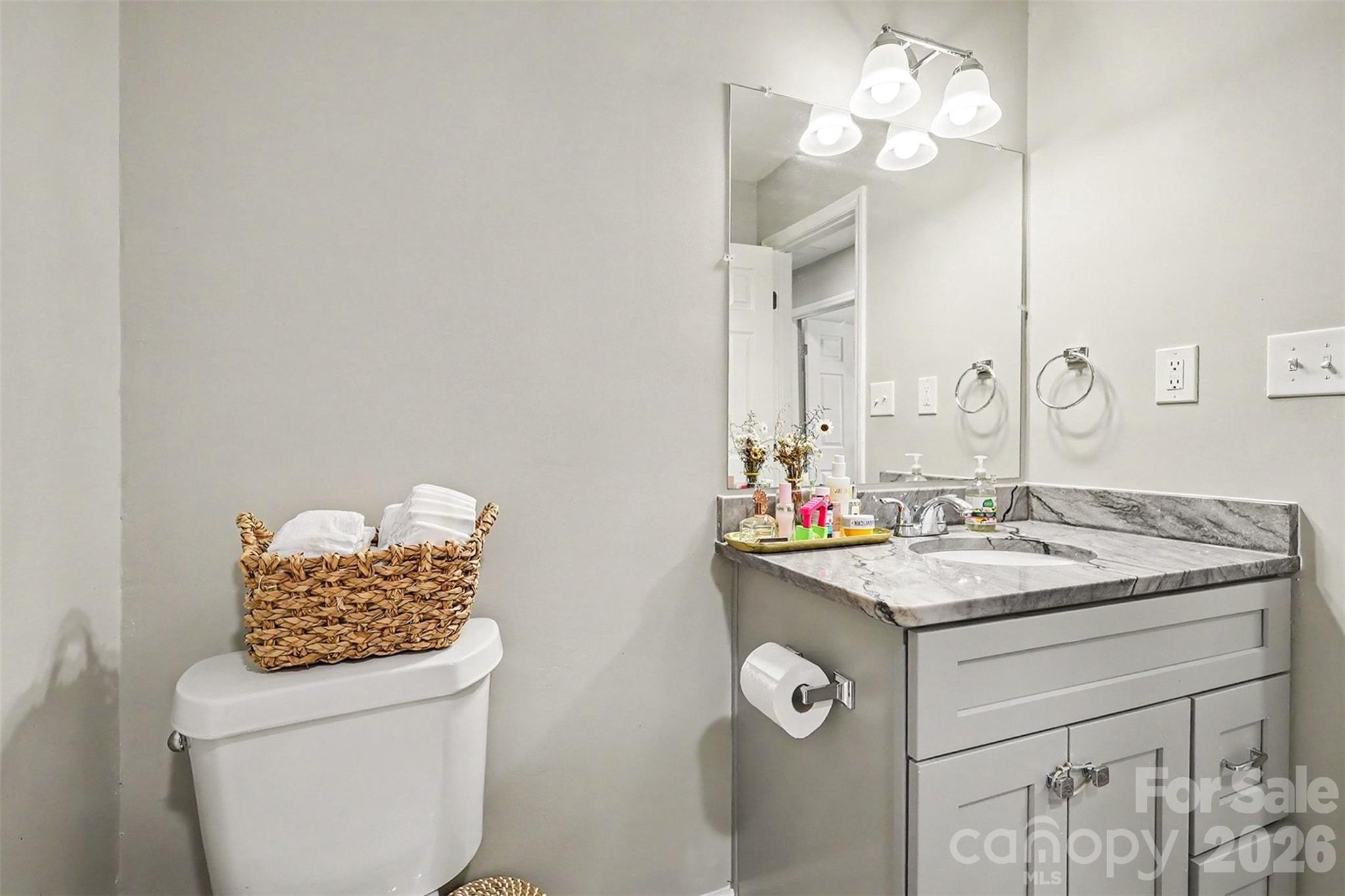 5621 Alanhurst Place Property Photo 23