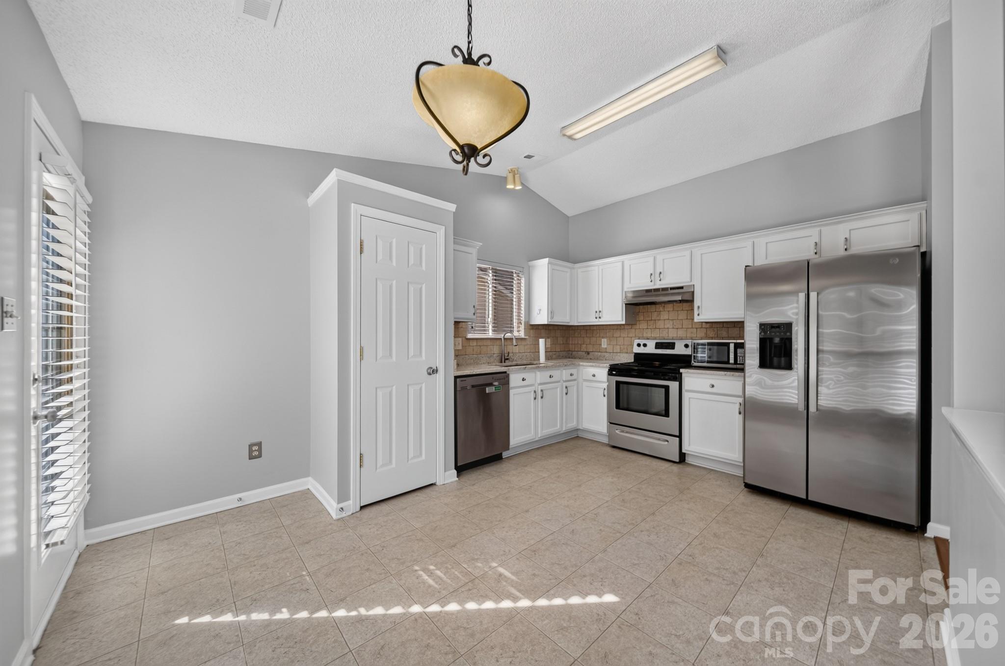 9041 Foggy Meadow Road Property Photo 9