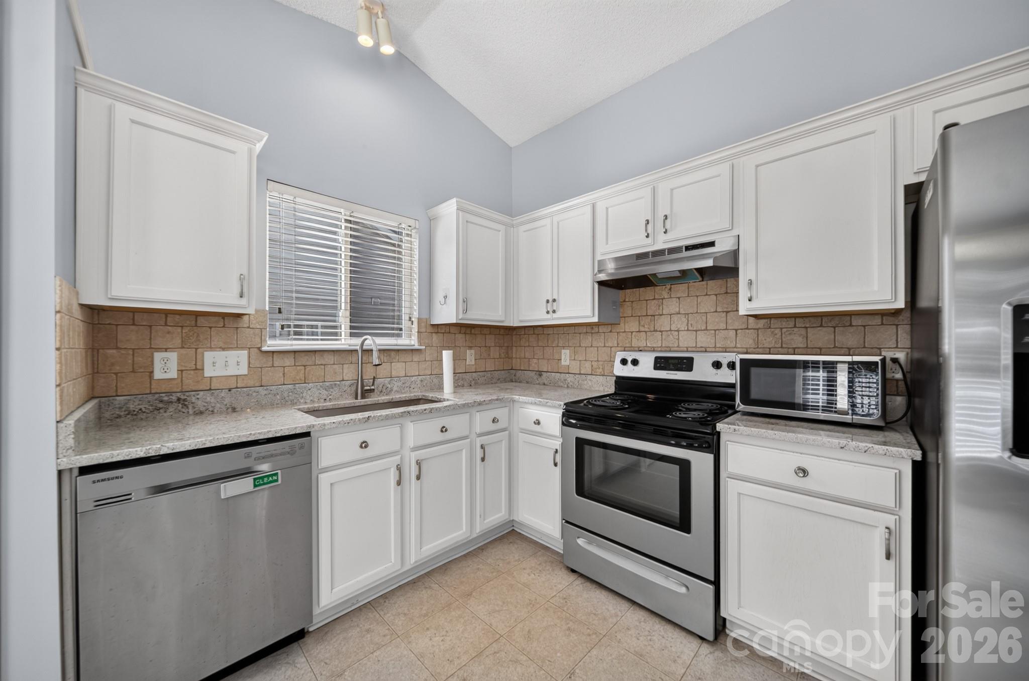 9041 Foggy Meadow Road Property Photo 10