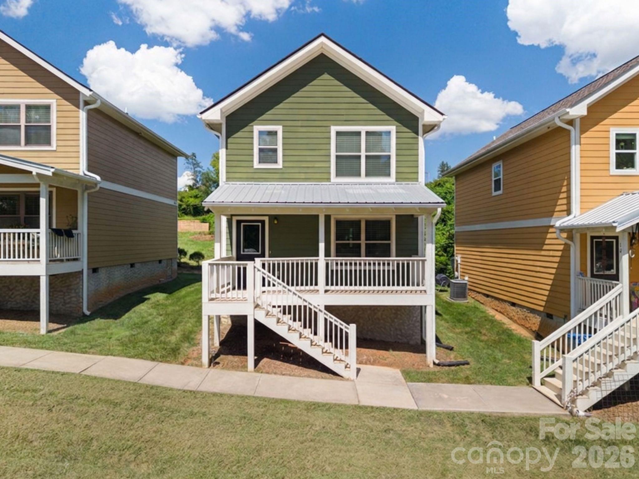 8 Cottage Cove Lane Property Photo 1