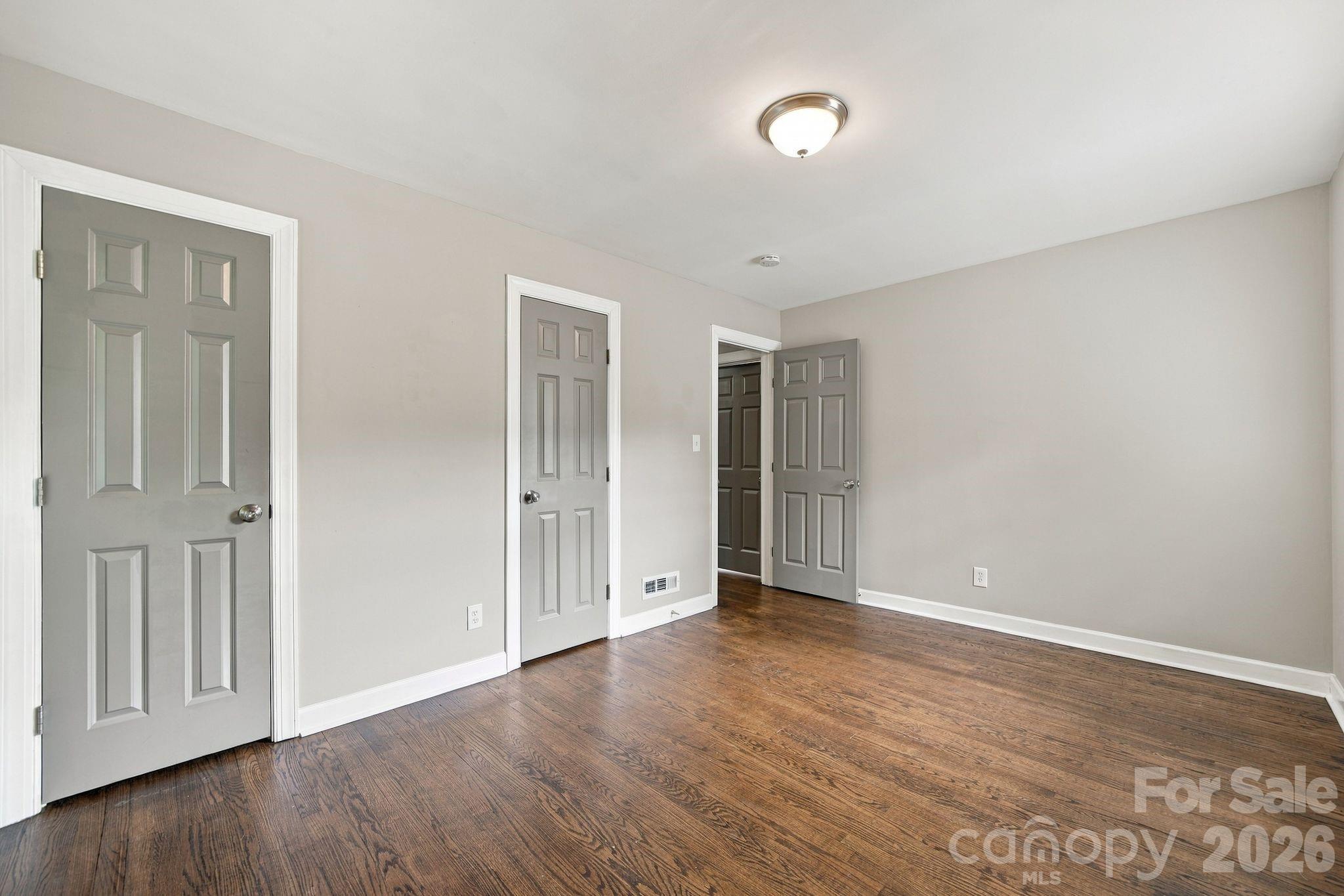 3307 Bonaire Drive Property Photo 9