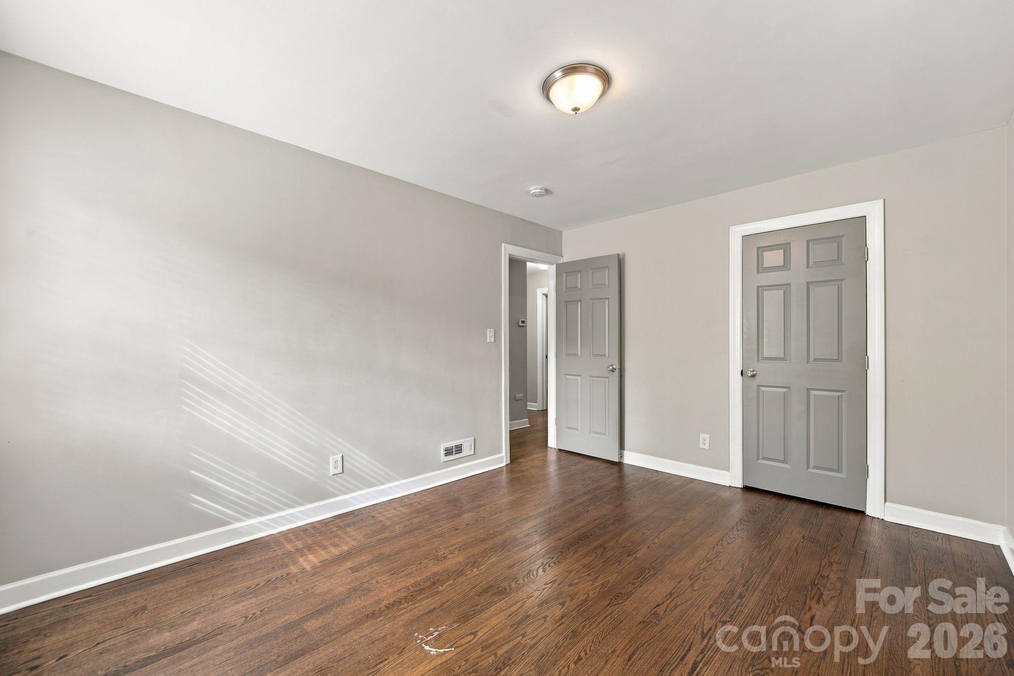 3307 Bonaire Drive Property Photo 11