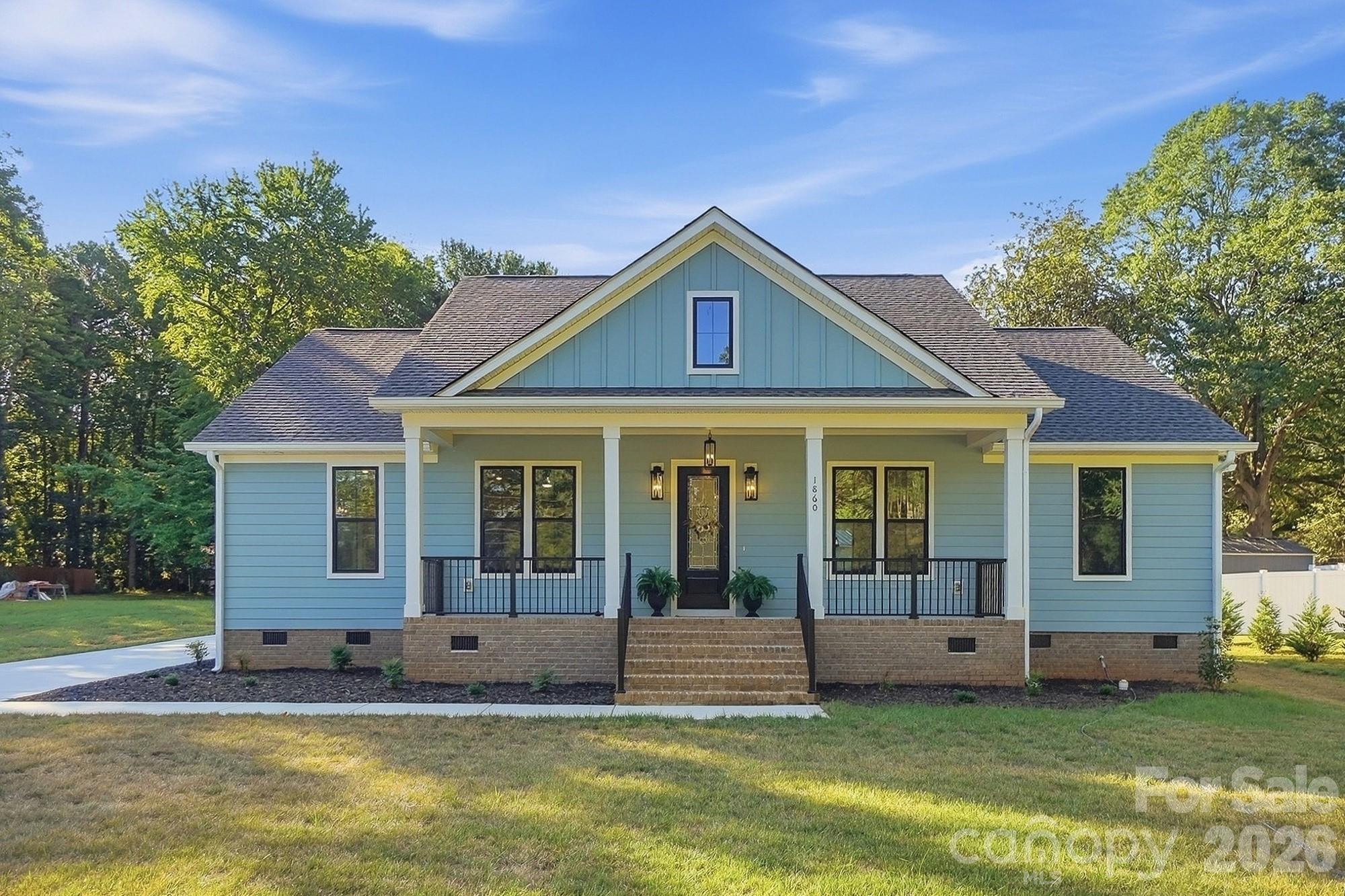 1860 Twin Lakes Road Property Photo 1