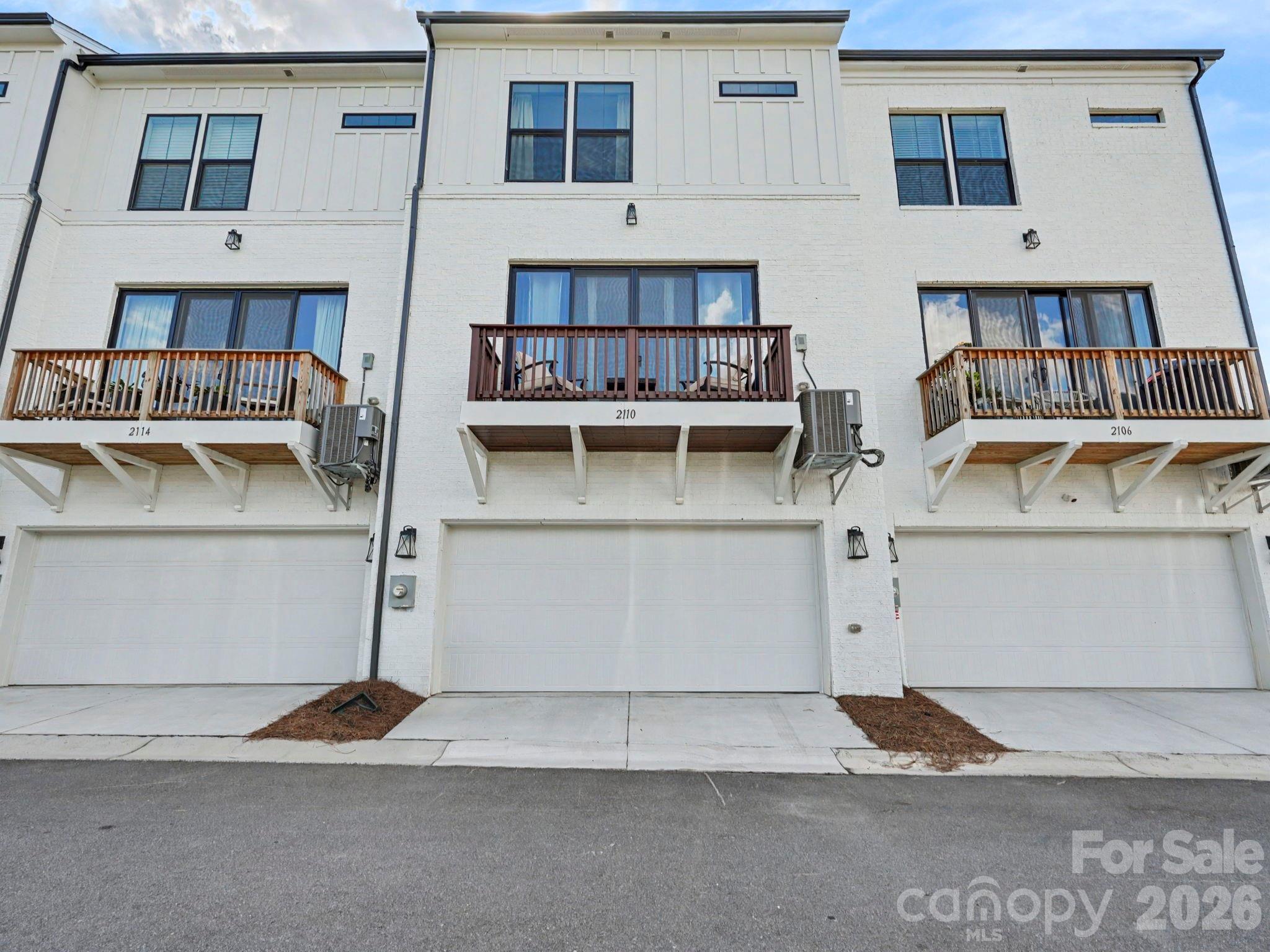2110 Magnolia Blossom Way Property Photo 27