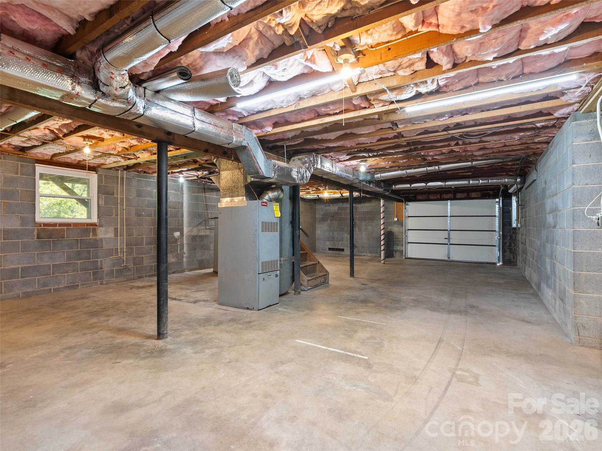 483 Thompson Street Property Photo 20