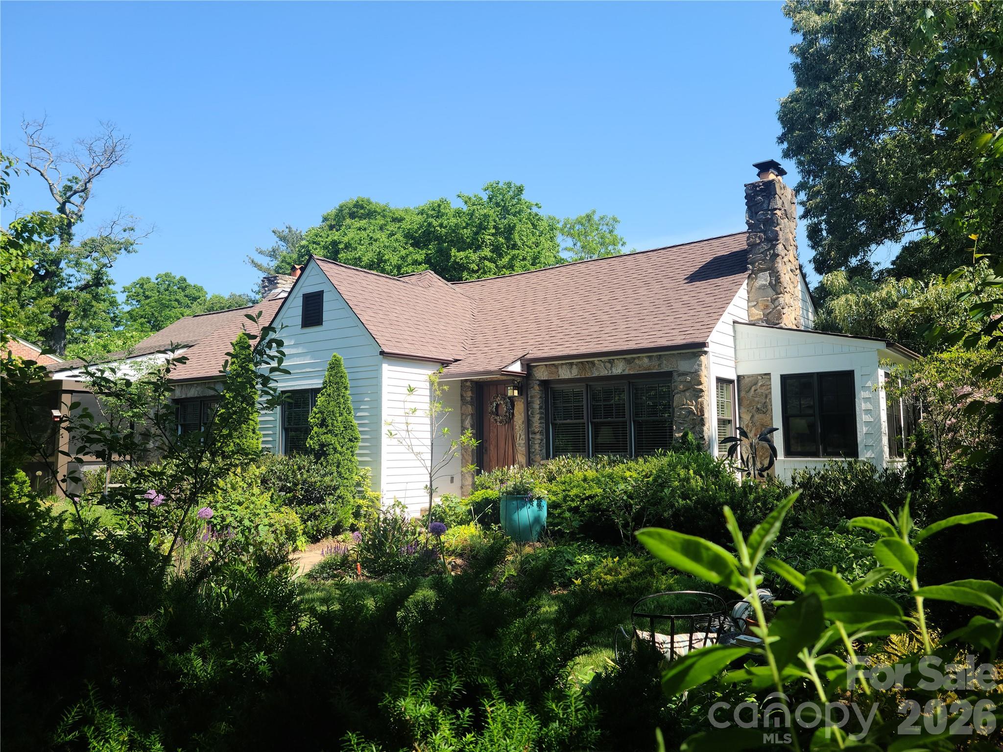 15 Warwick Place Property Photo 1