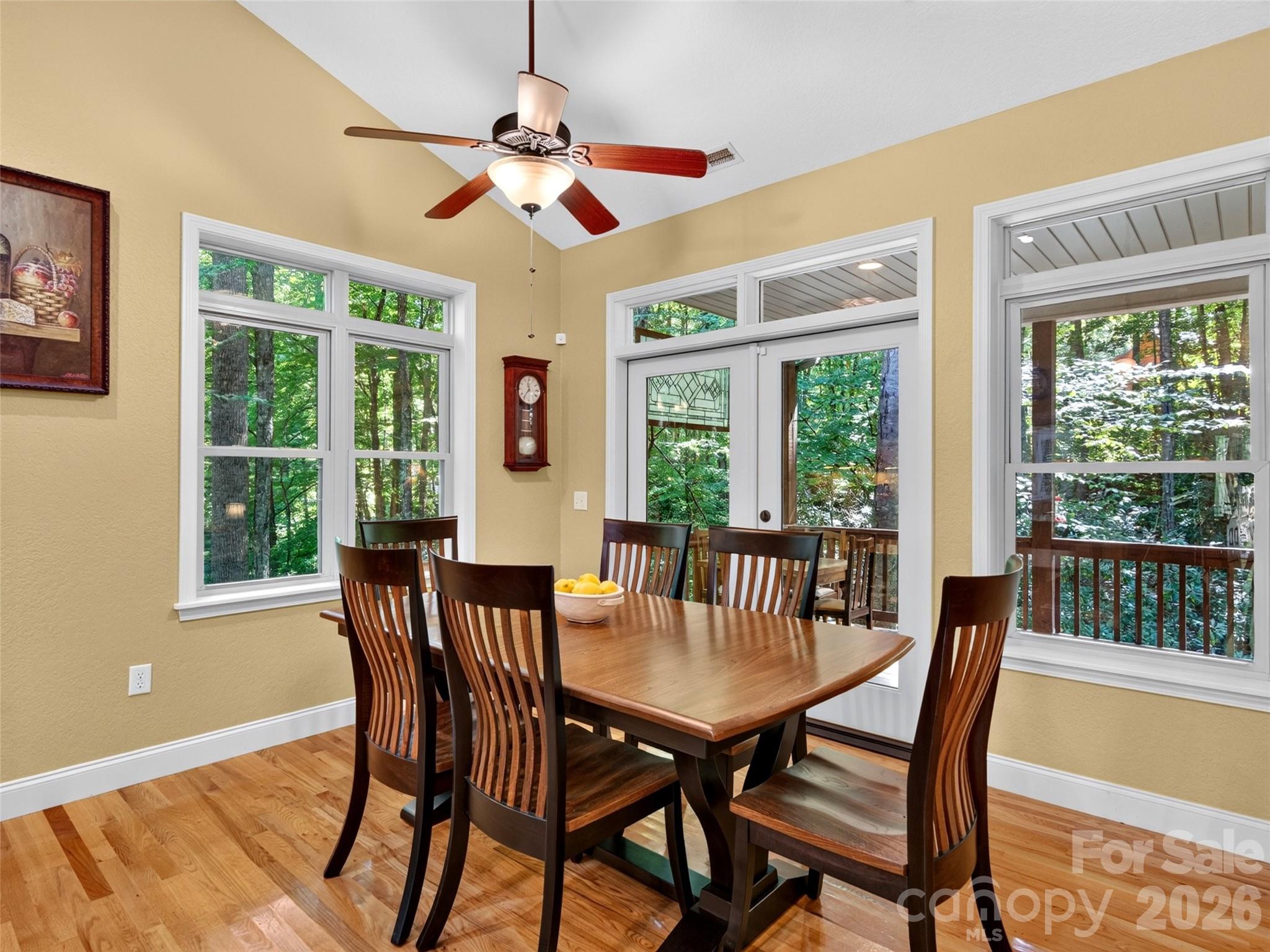 427 Locust Drive Property Photo 14