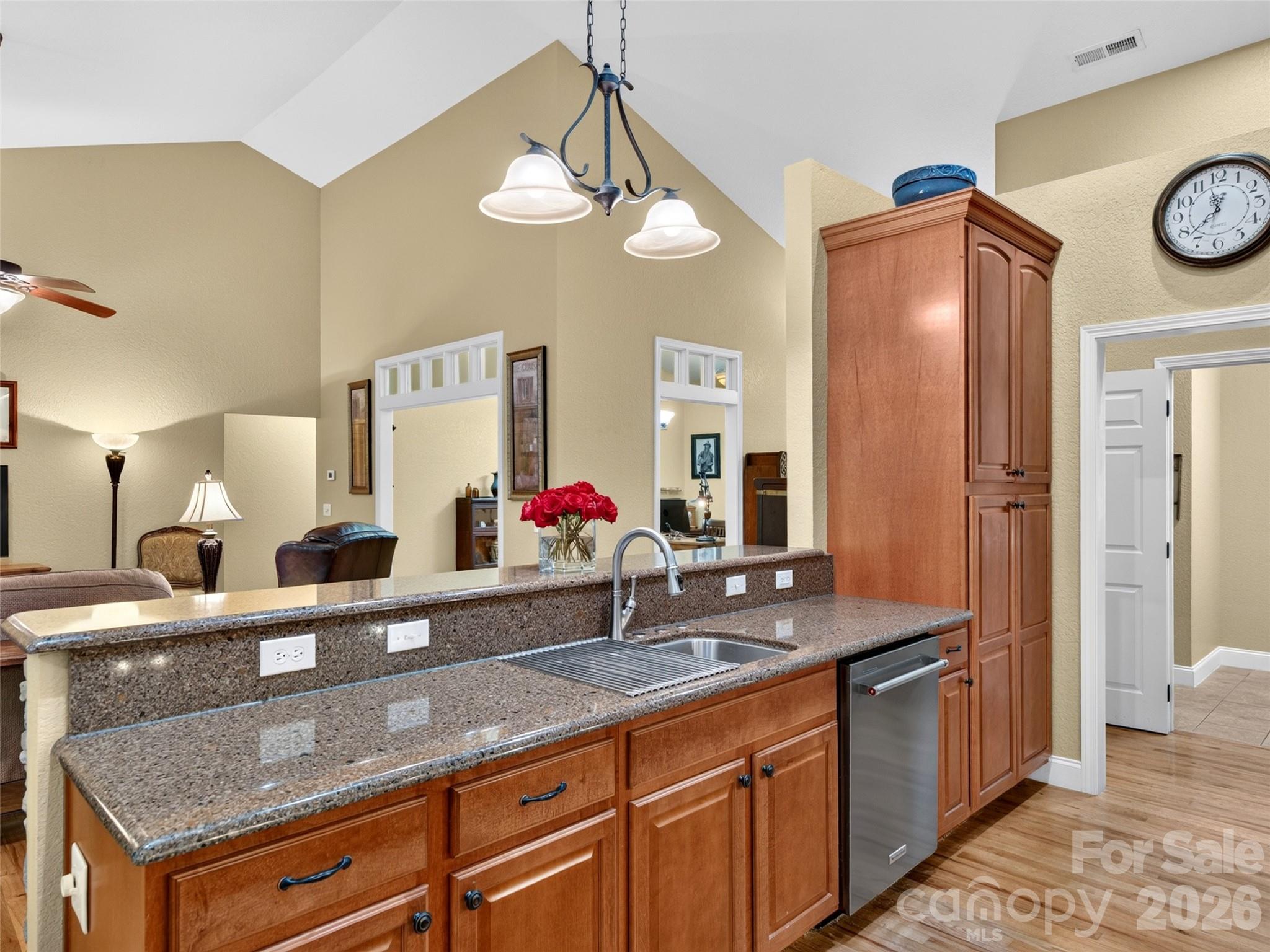 427 Locust Drive Property Photo 16