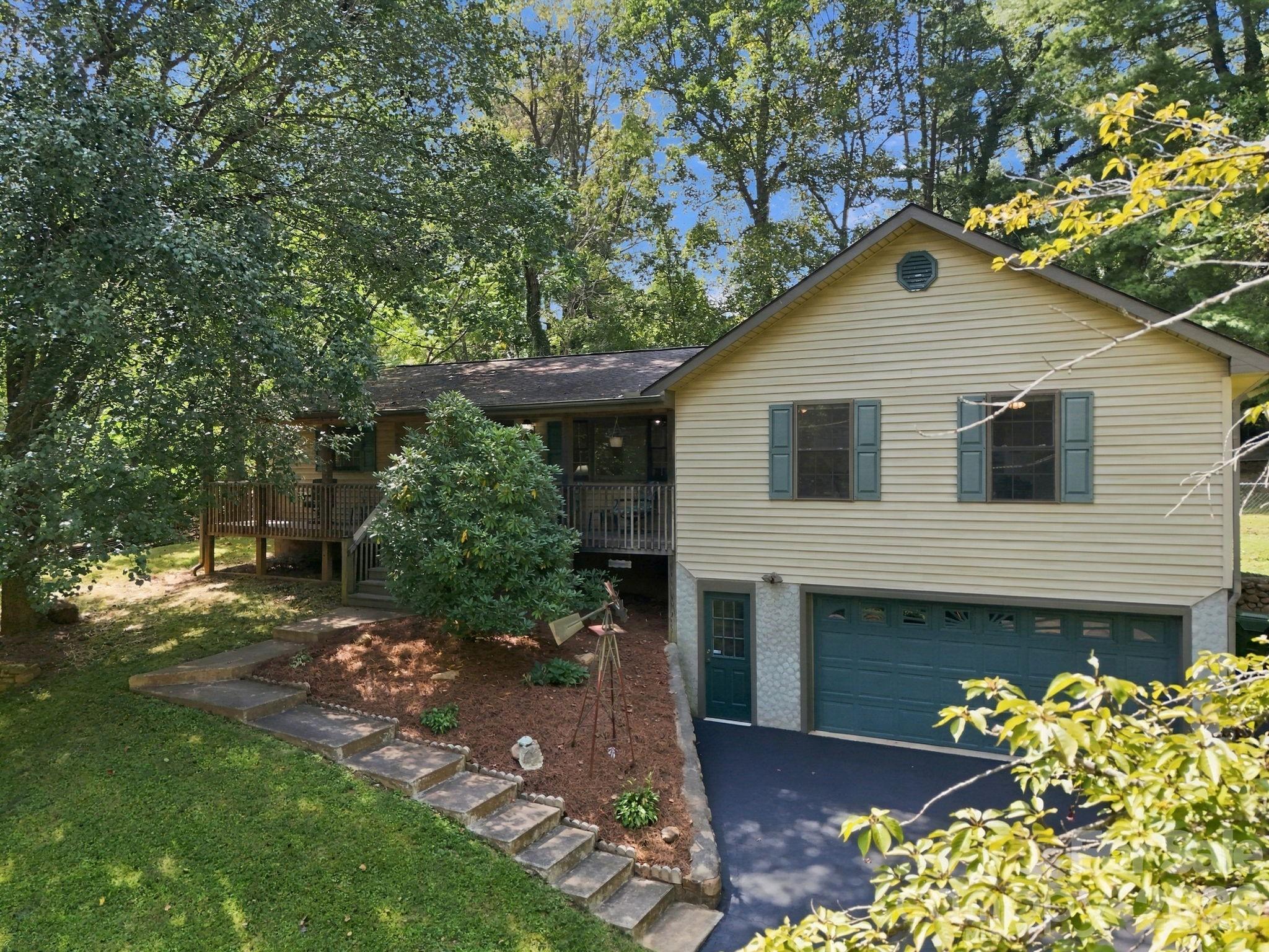 6 Cisco Road Property Photo 1