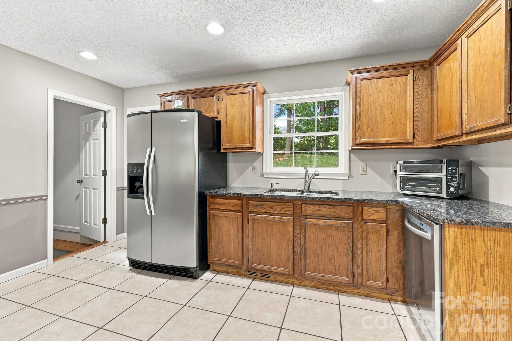 6 Cisco Road Property Photo 11