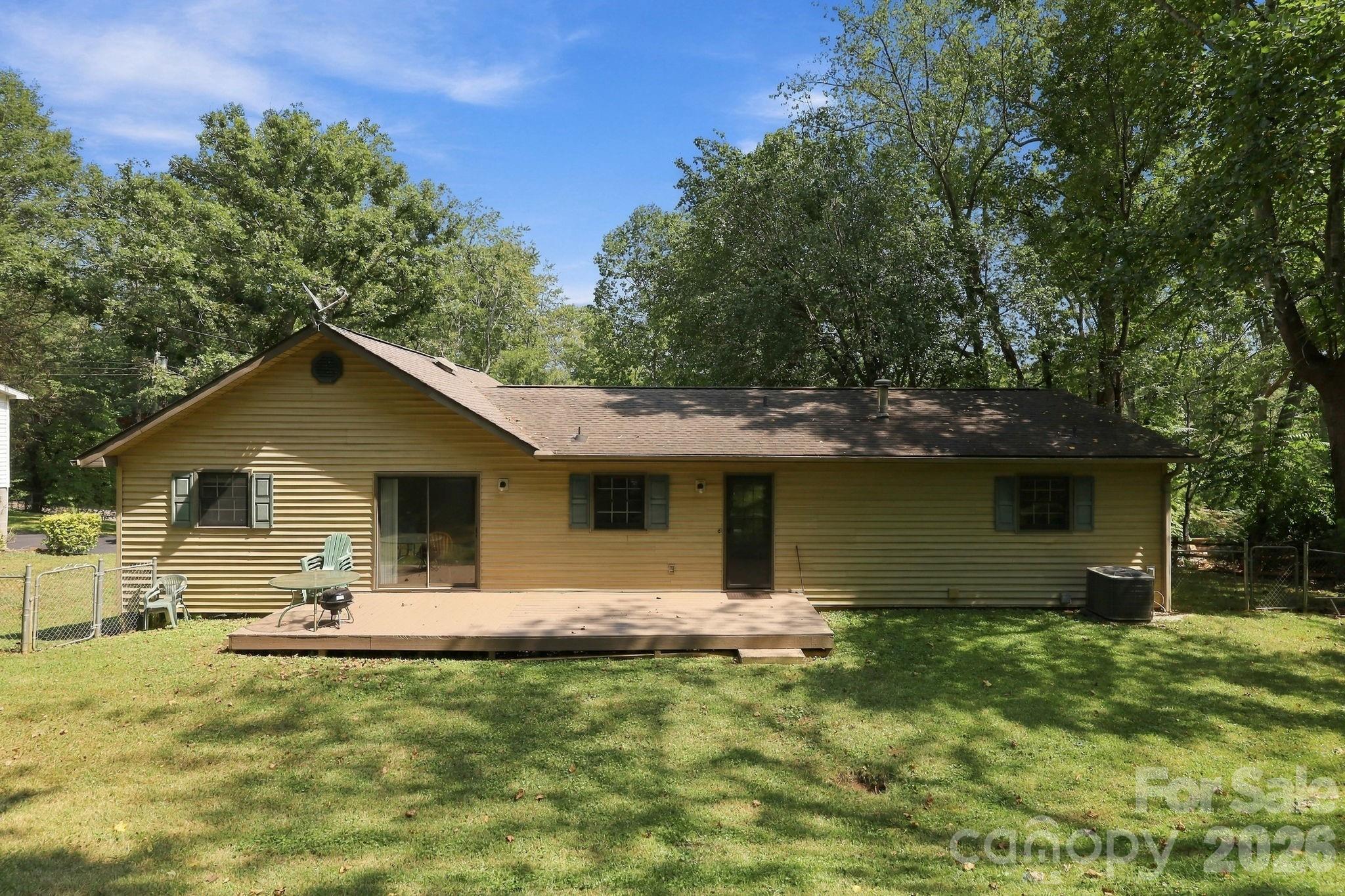 6 Cisco Road Property Photo 37