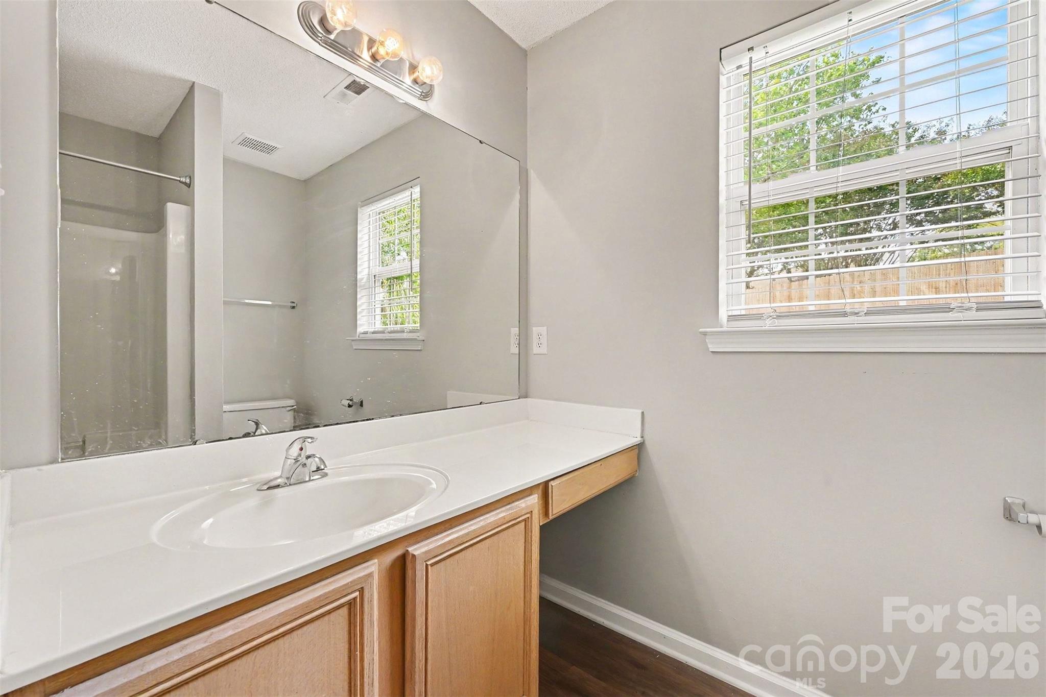 104 S Willow Court Property Photo 20
