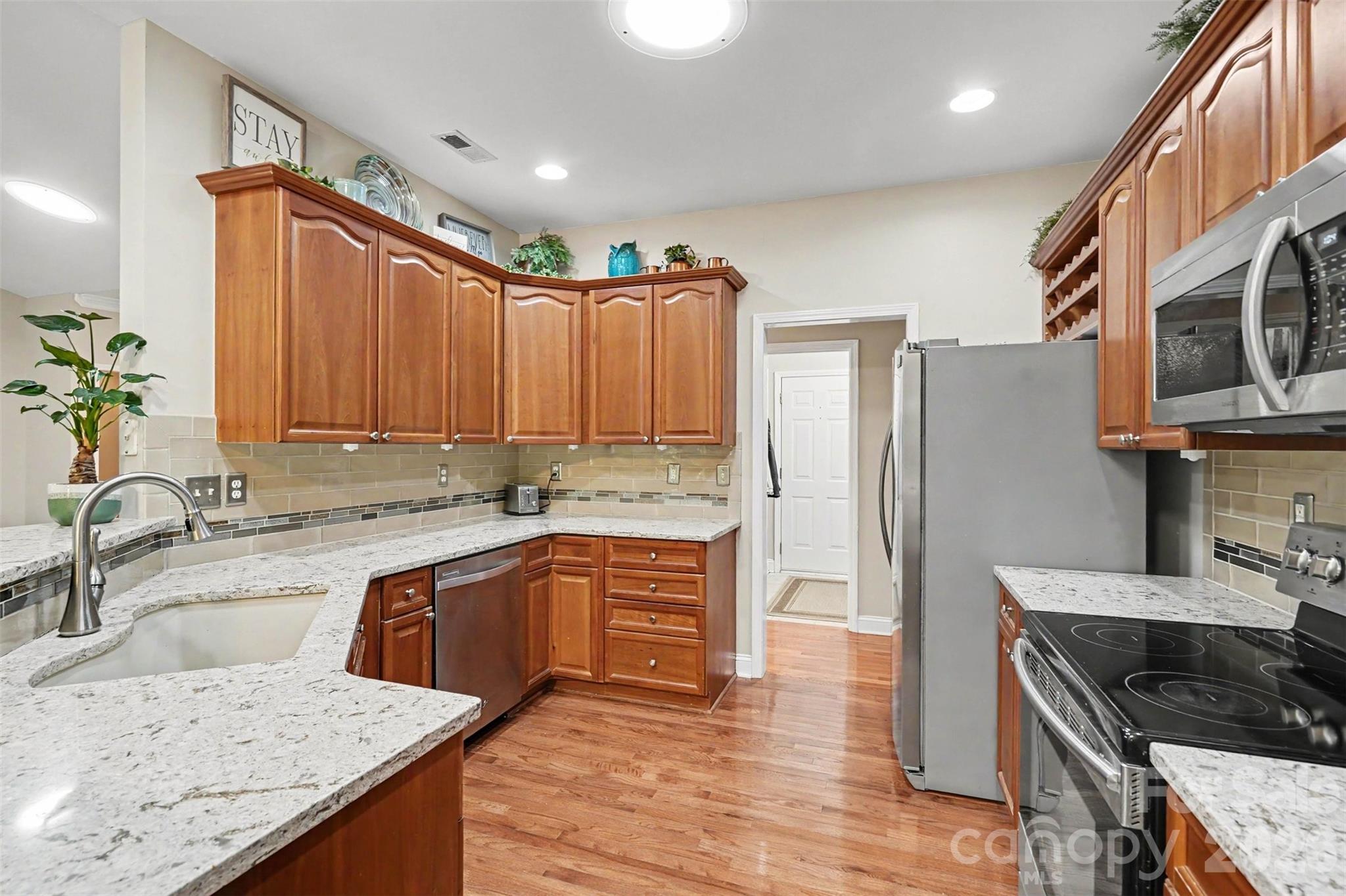 9601 Truelight Church Road Property Photo 14
