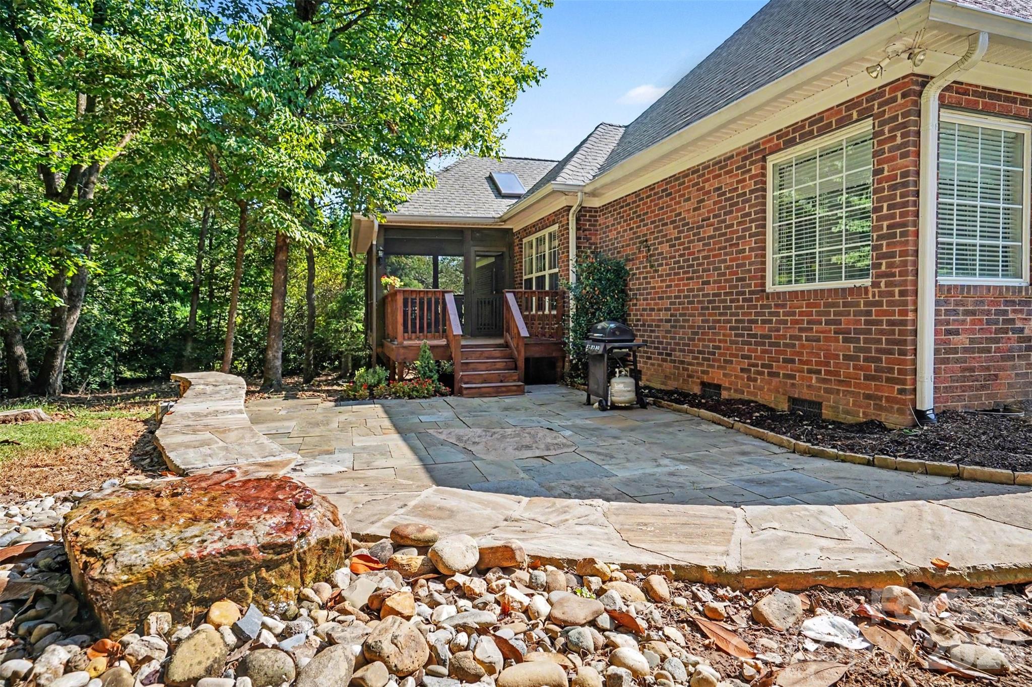 9601 Truelight Church Road Property Photo 29