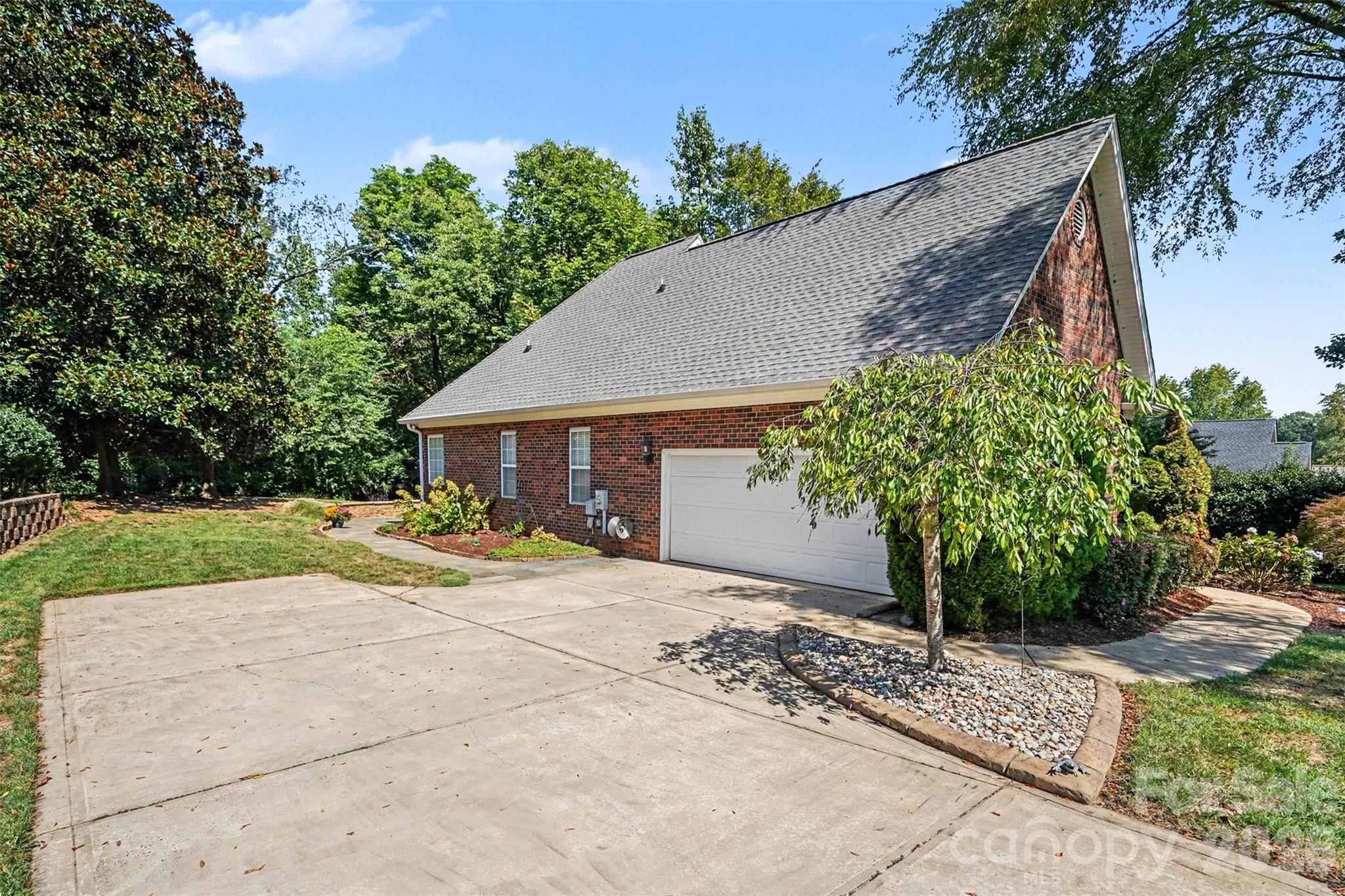 9601 Truelight Church Road Property Photo 31